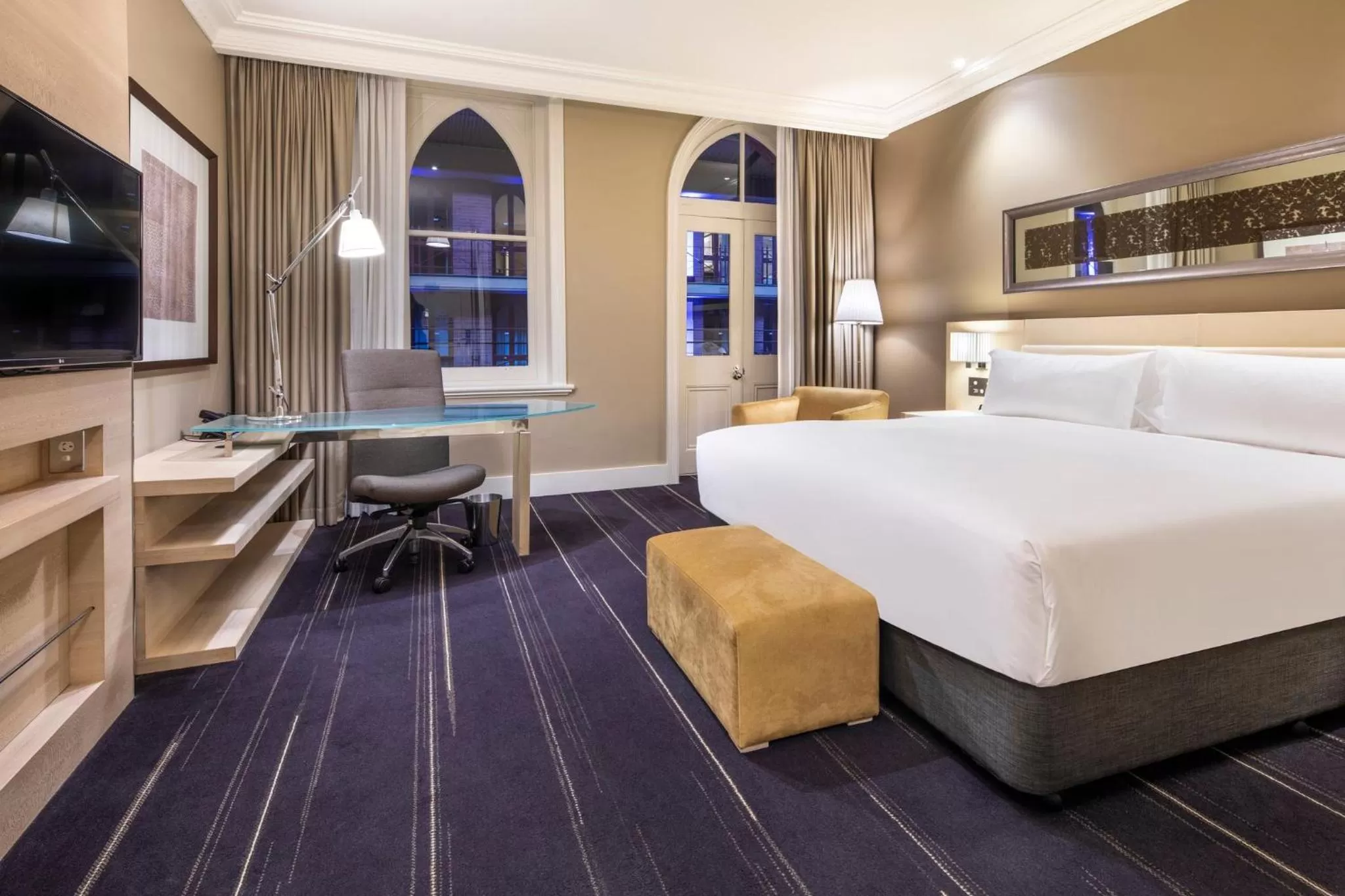 Photo of the whole room, Bed in InterContinental Melbourne The Rialto by IHG