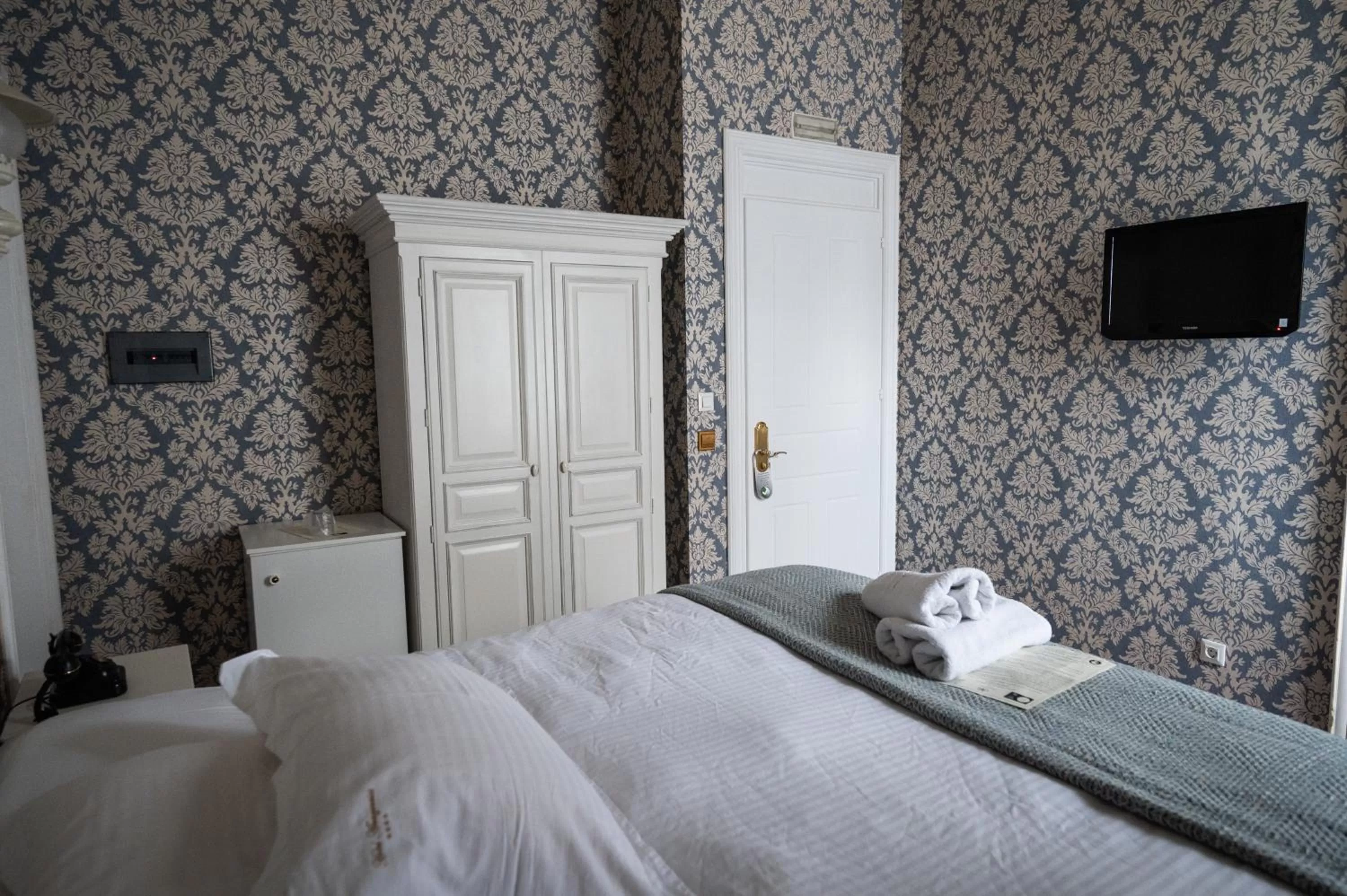 Bed in Boutique Hotel Anagennisis