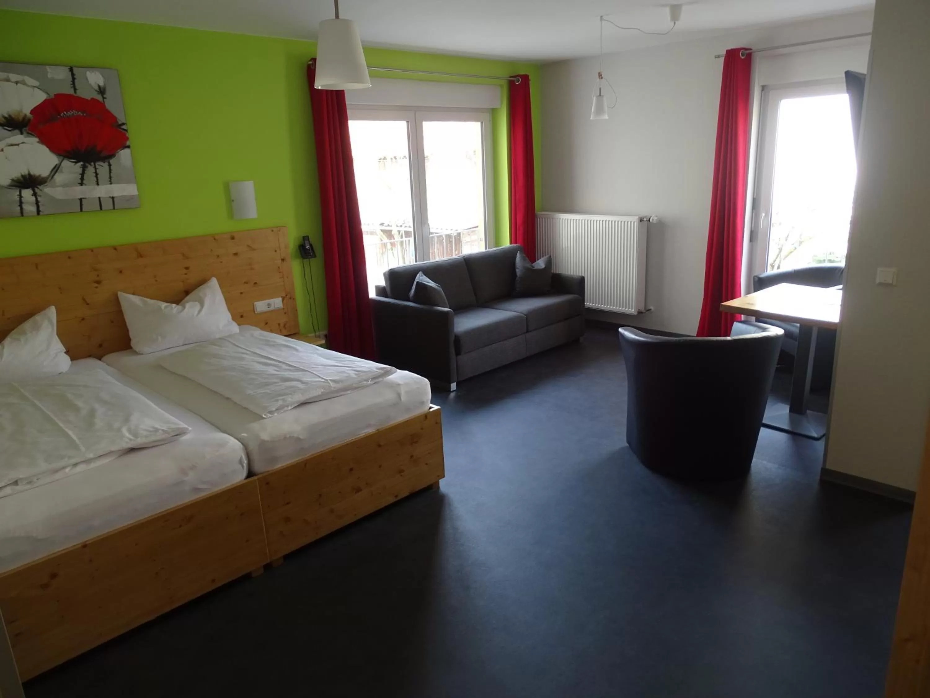 Photo of the whole room, Bed in Hotel Demling