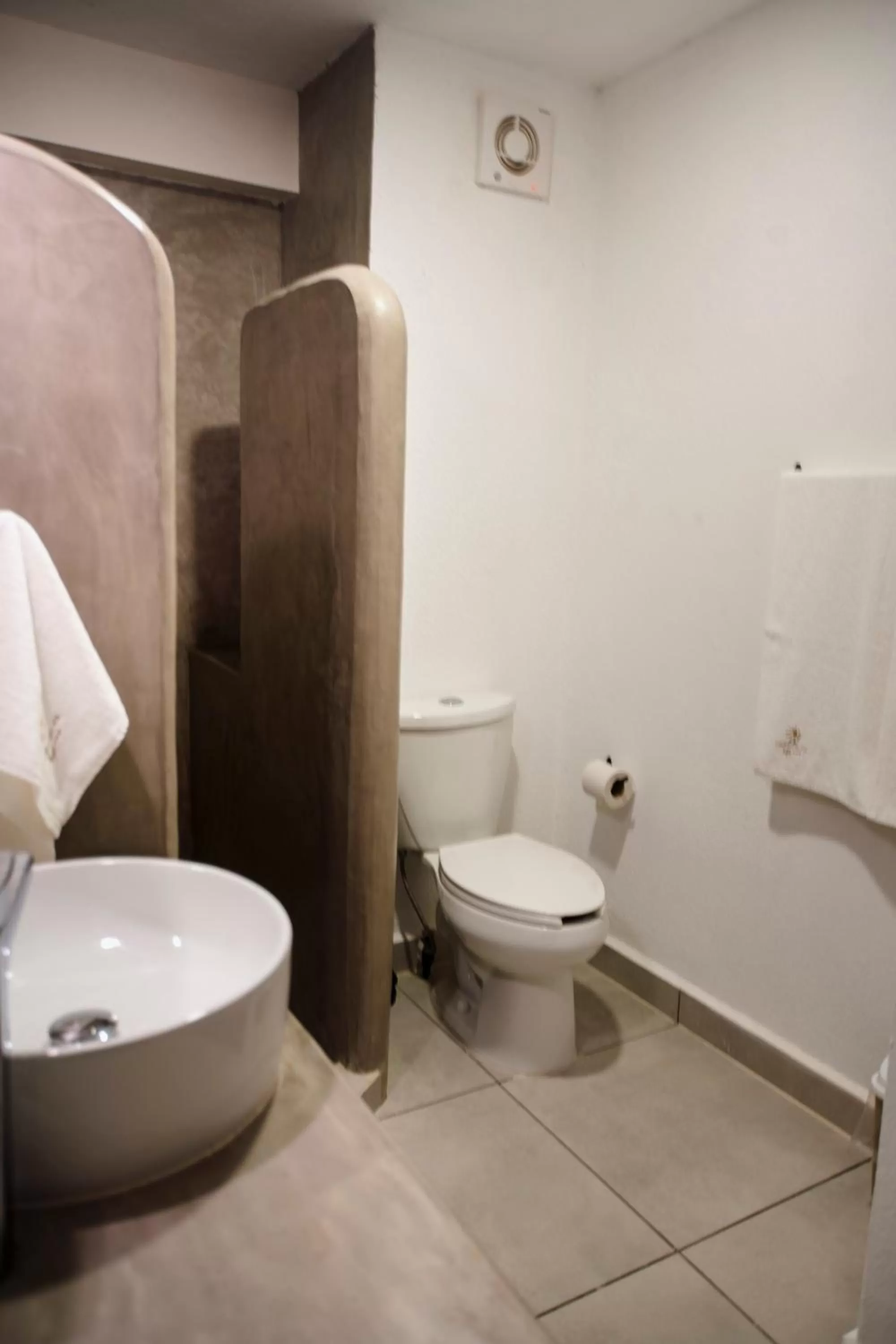 Shower in Hotel Camino Del Sol