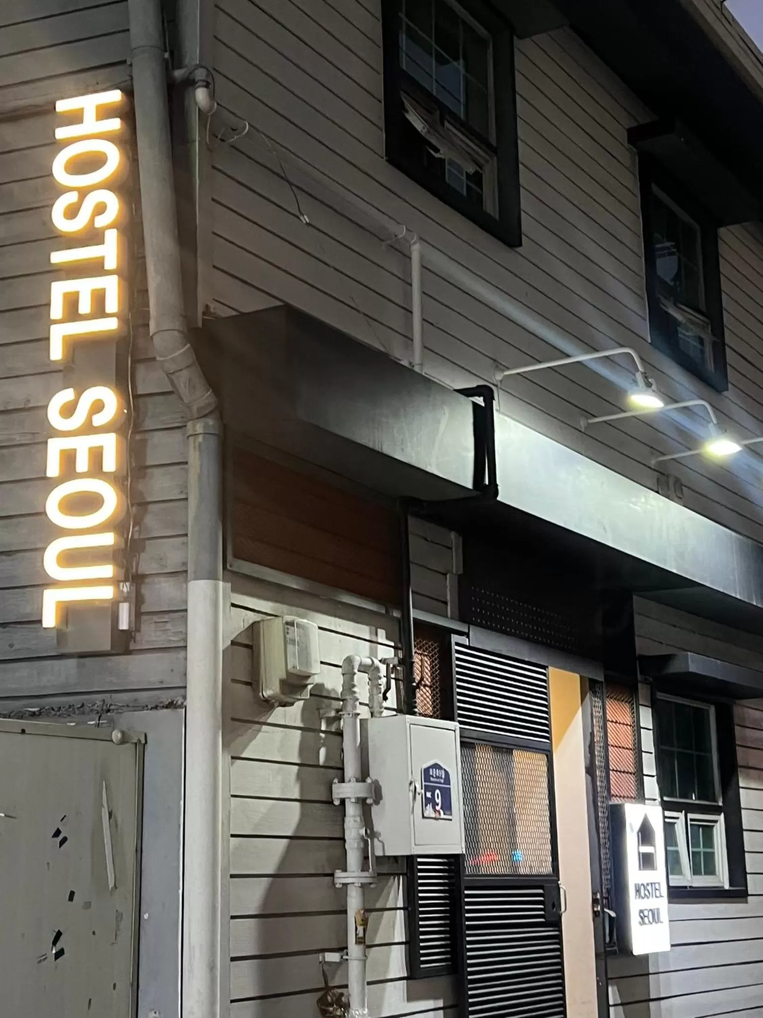 Property building in Hostel Seoul