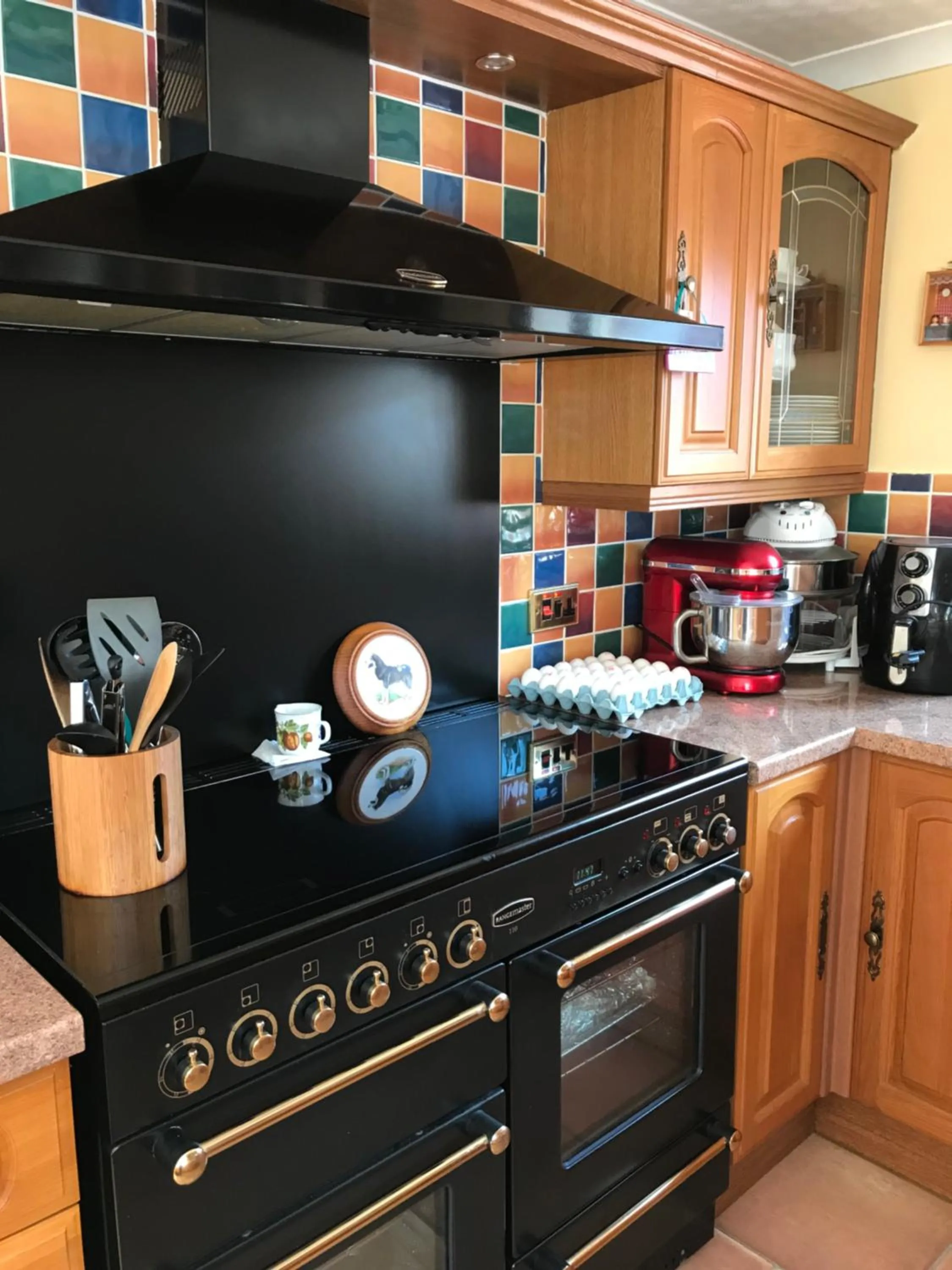 Kitchen or kitchenette in Inchrye Bed & Breakfast