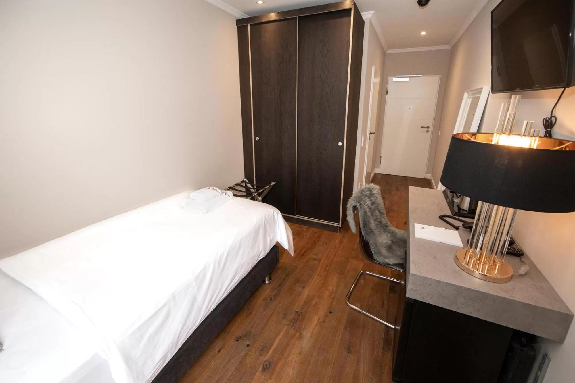 Bed in Hotel Allegra