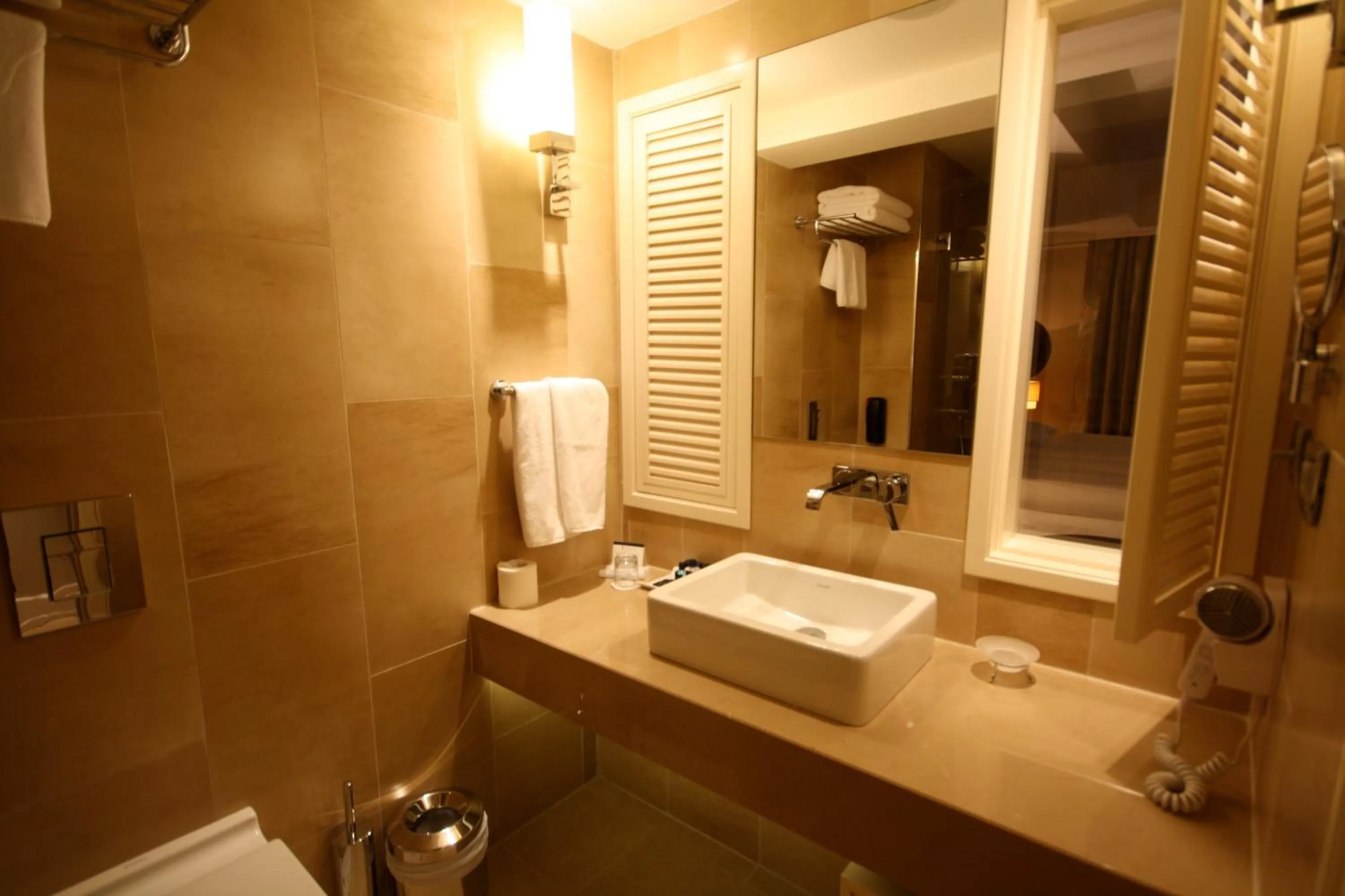 Bathroom in Titanic Comfort Sisli