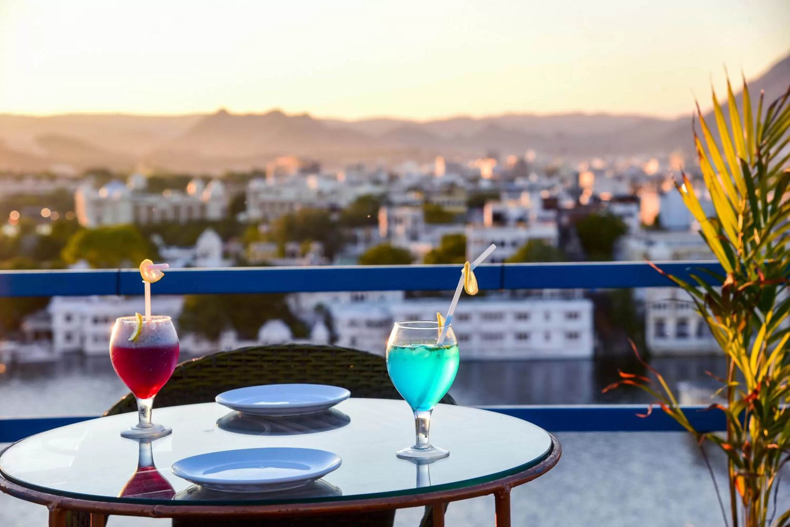 Drinks in Hotel Casa by the lake