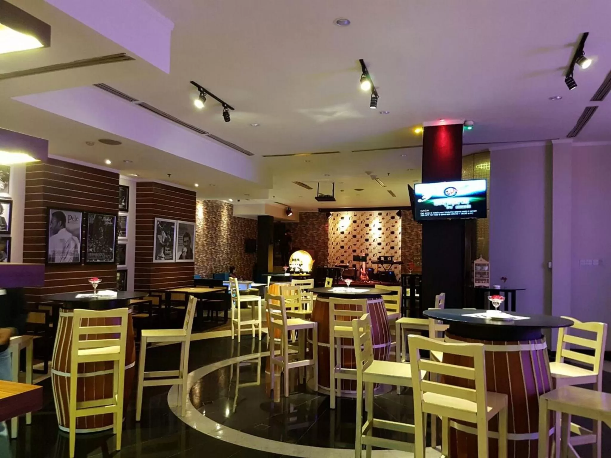 Lounge or bar in Aryaduta Palembang