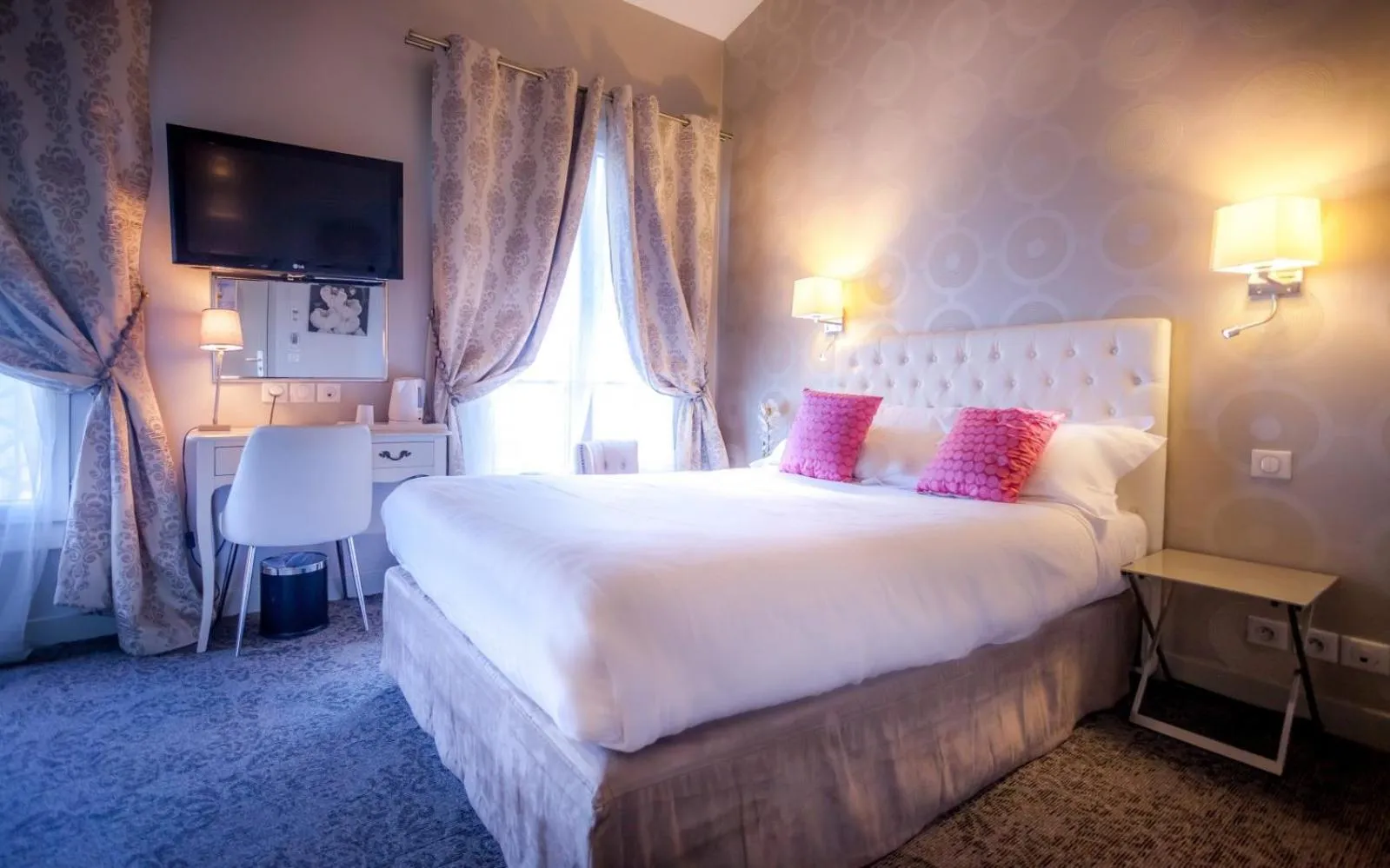 Bed in Hotel Ascot Opera