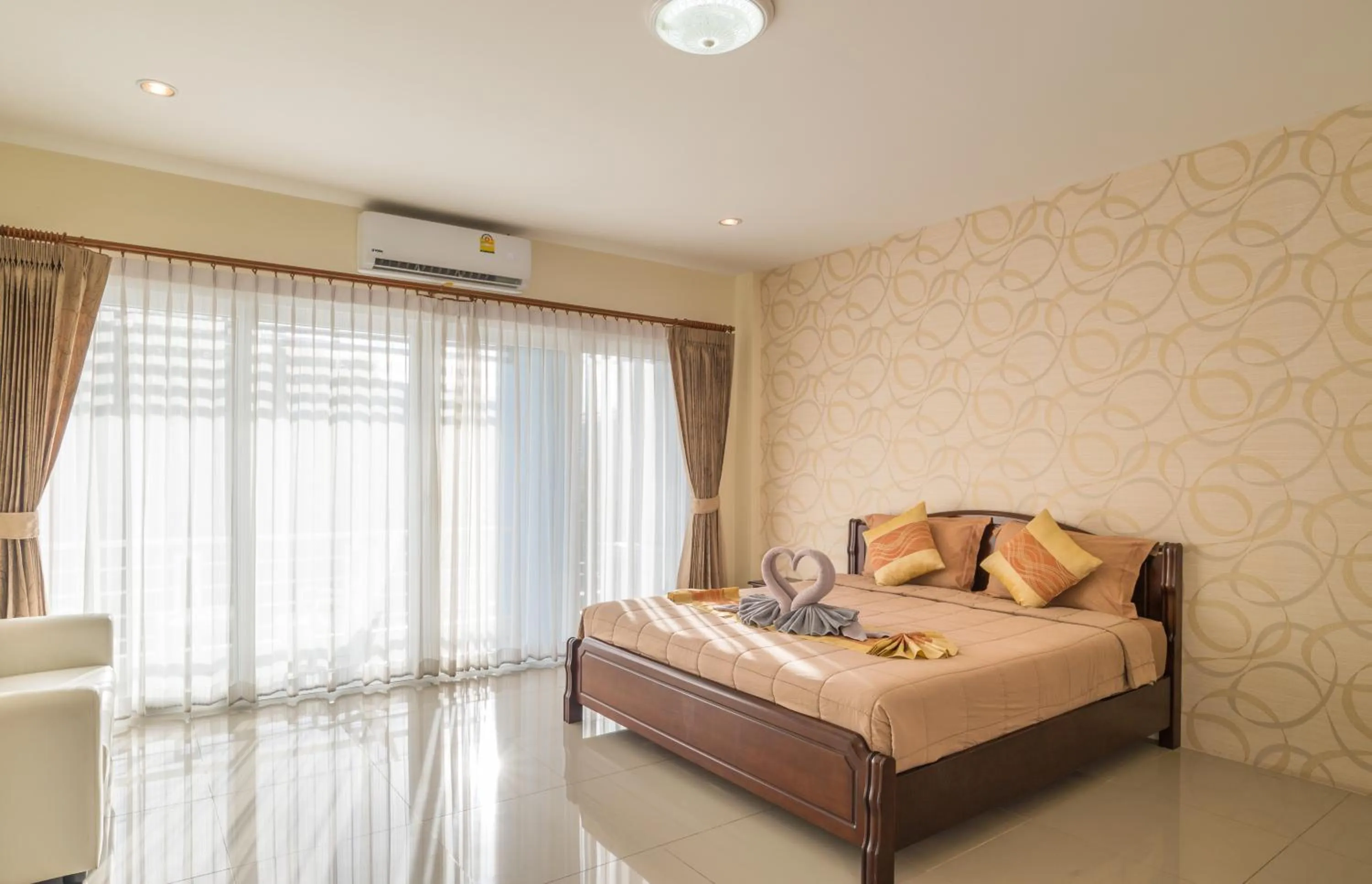 Photo of the whole room, Bed in Alisa Krabi Hotel-SHA Plus