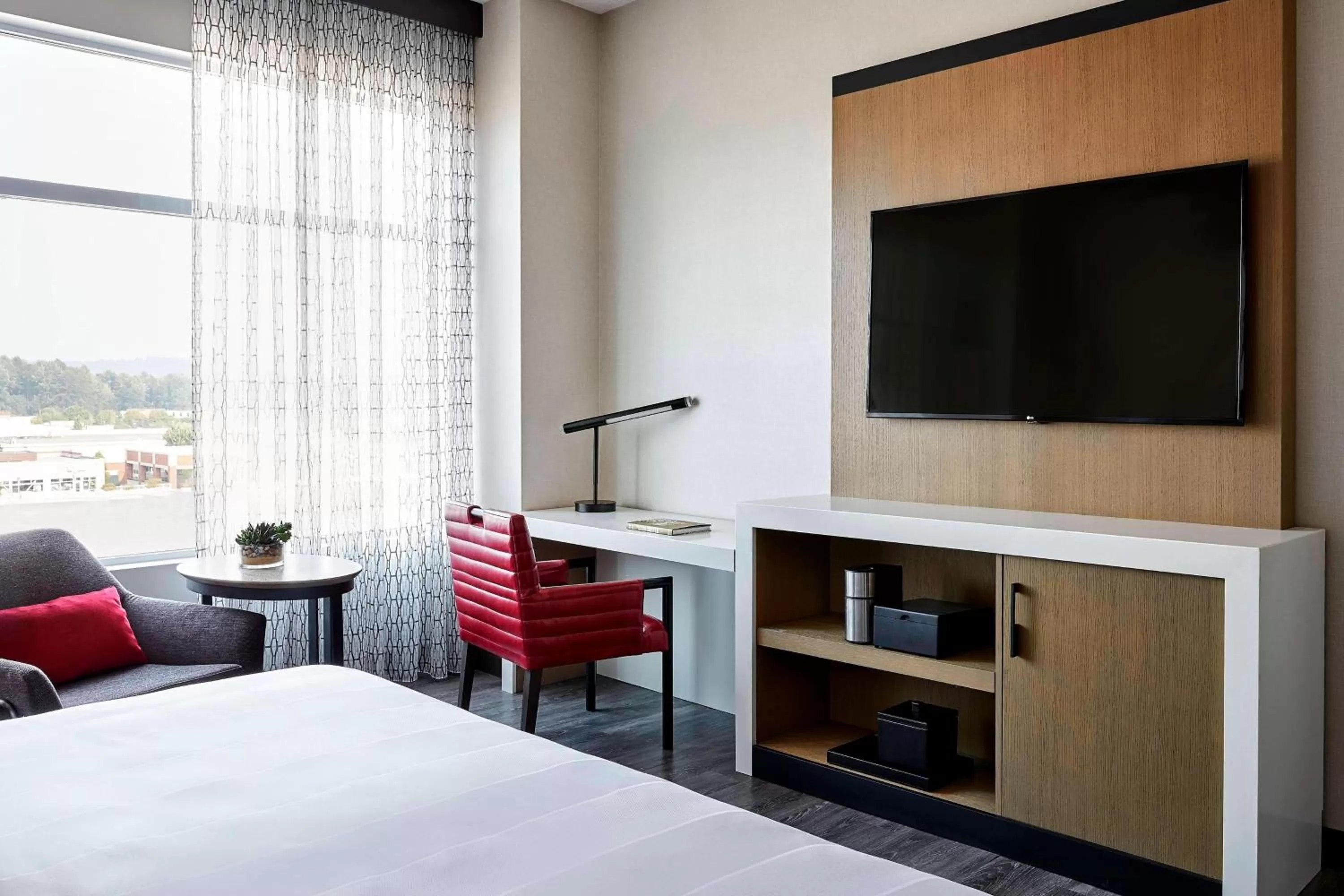 Lounge or bar, Bed in Seattle Marriott Redmond