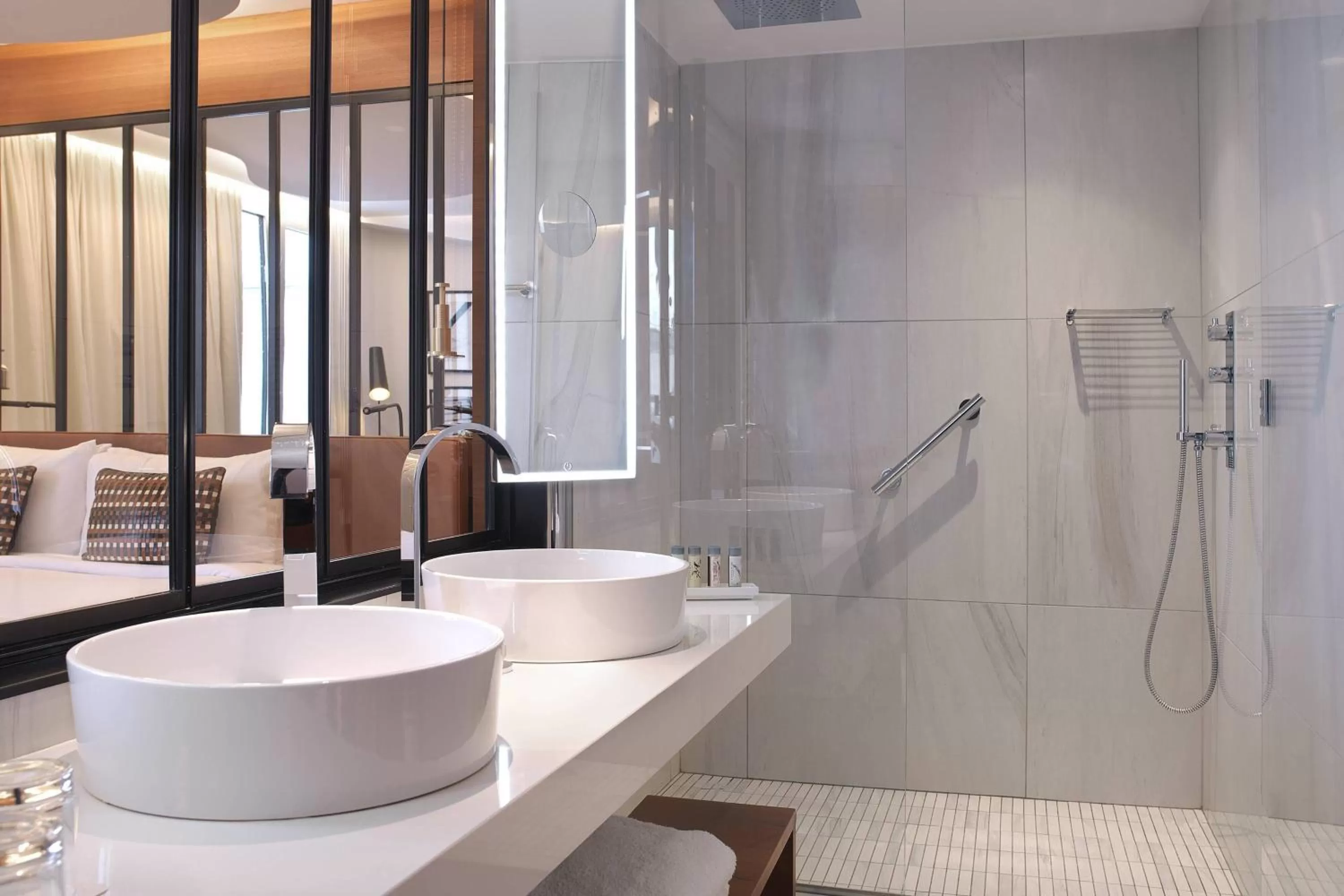 Bathroom in Renaissance Paris Republique Hotel & Spa