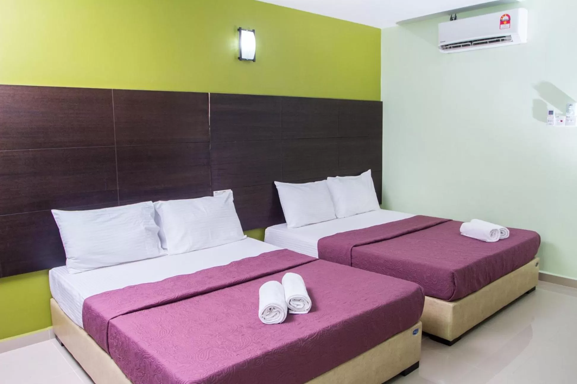 Bed in Chuu Pun Village Resort