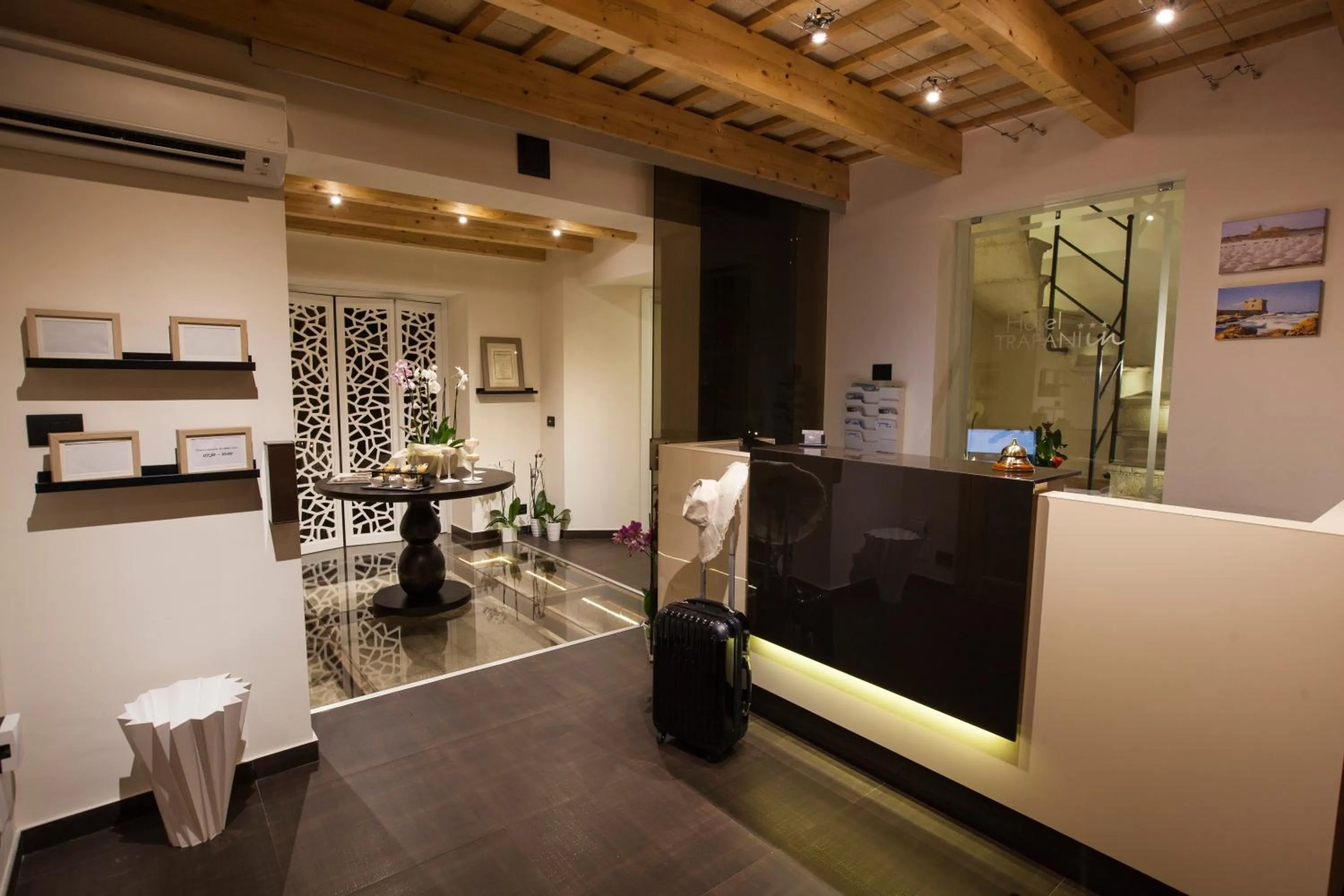 Lobby or reception in Hotel Trapani In