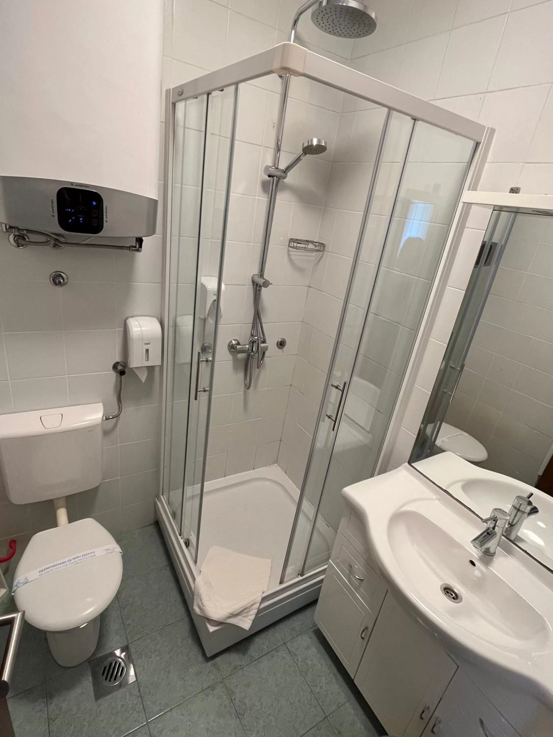 Shower in Penzion Zaka