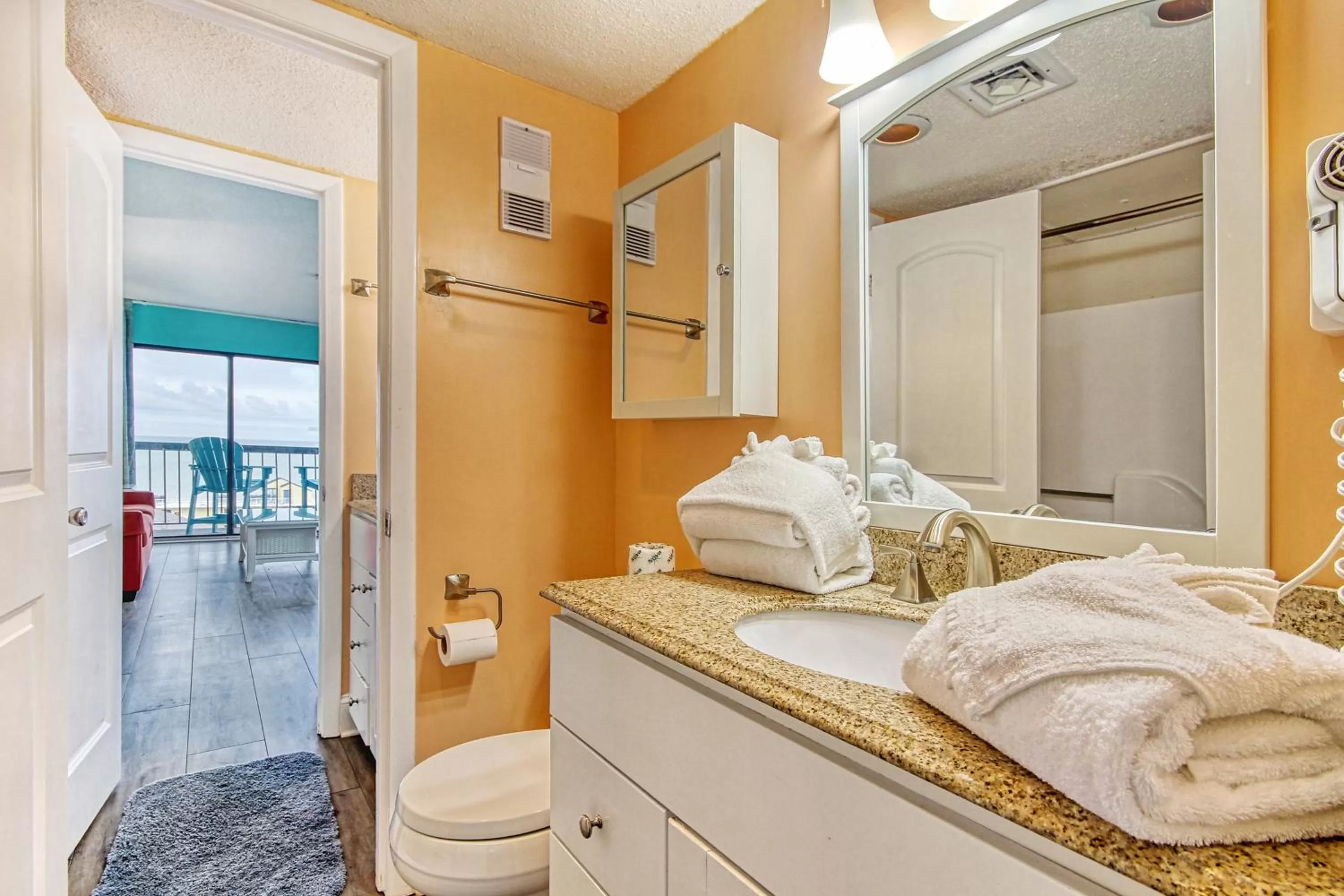 Bathroom in Beach Time