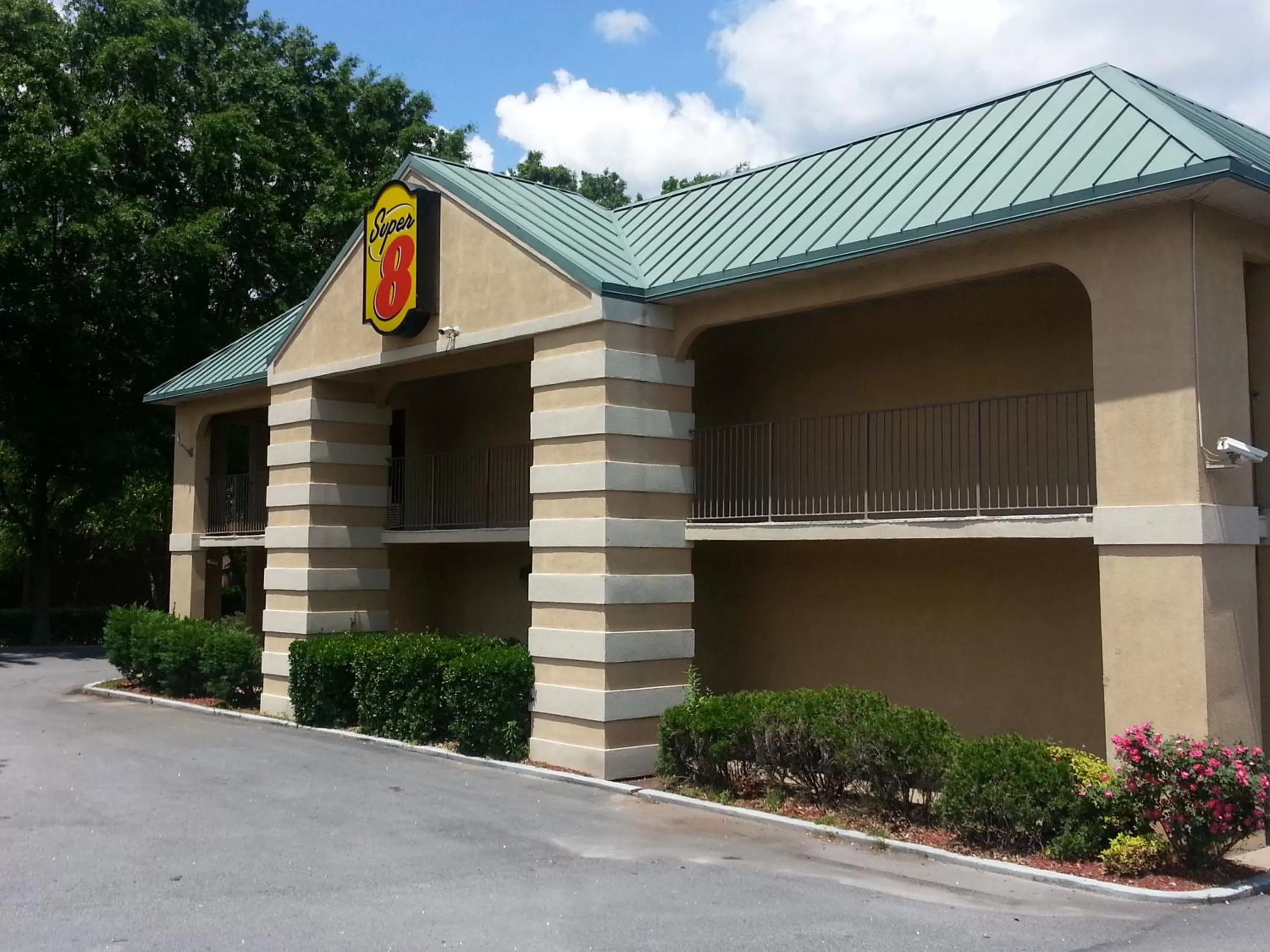 Property building in Super 8 by Wyndham Lithonia