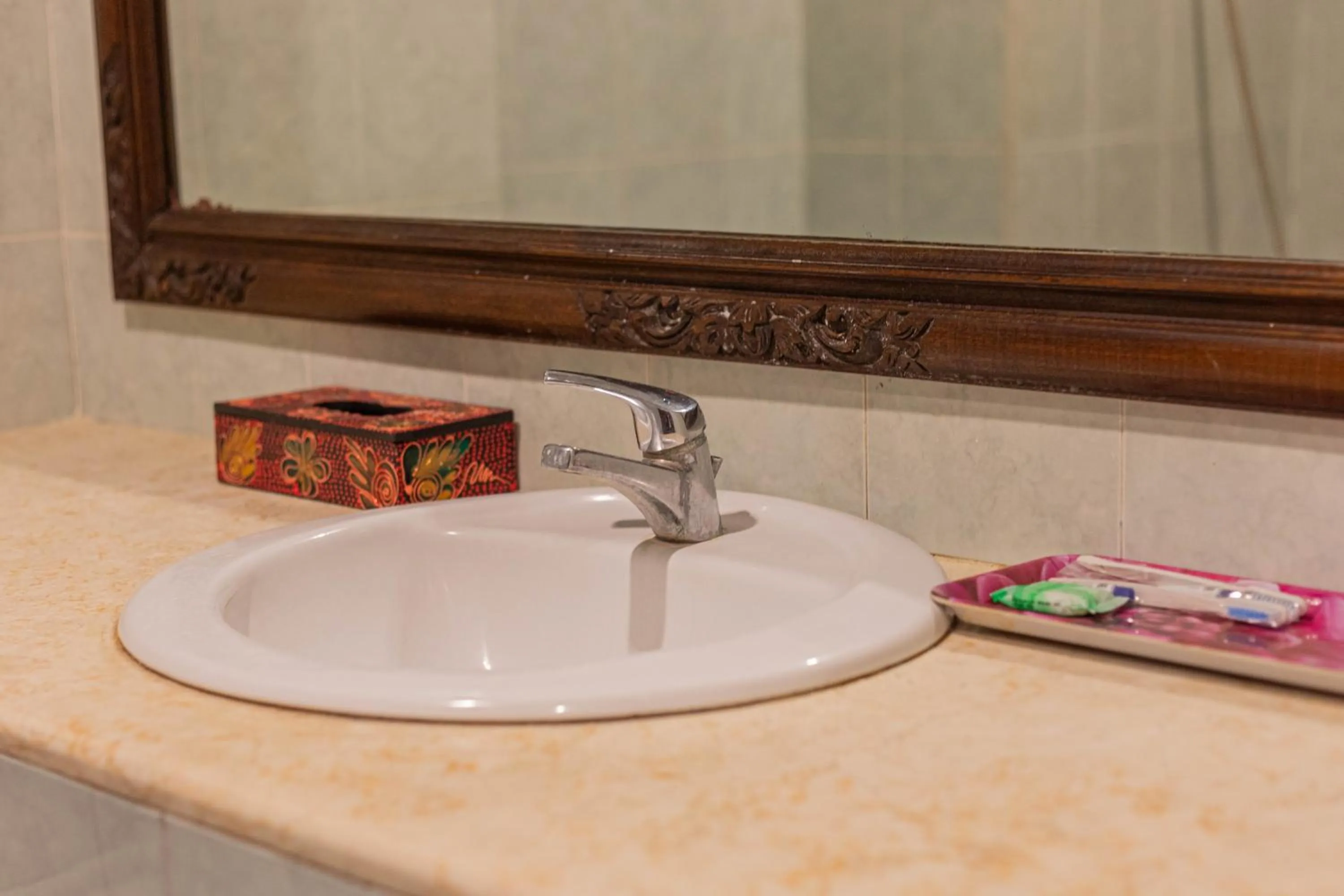 Bathroom in Puri Mango Guest House Sanur