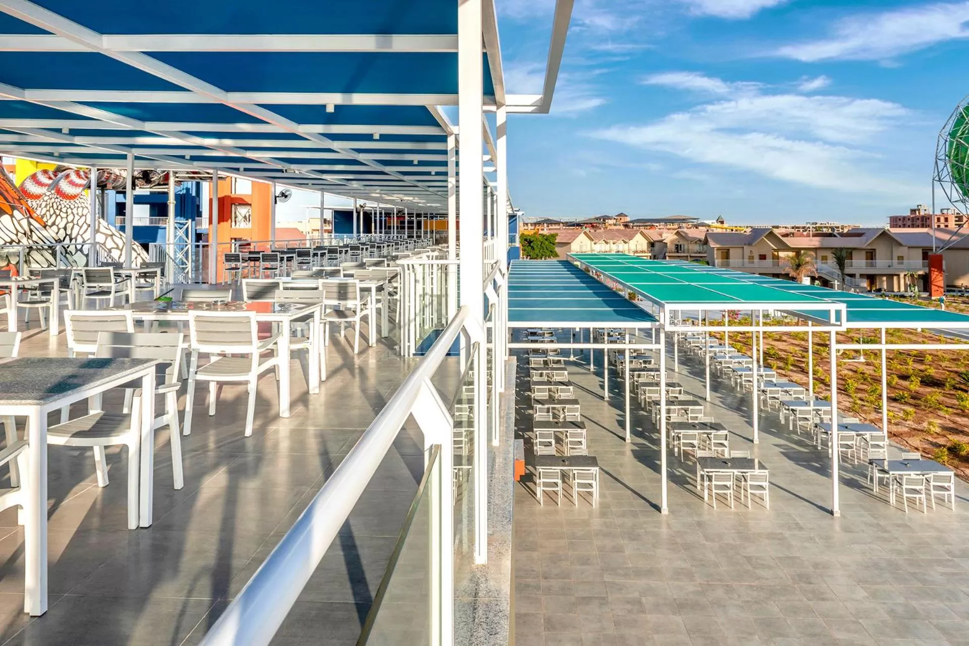 Lounge or bar in Pickalbatros Jungle Aqua Park - Neverland Hurghada