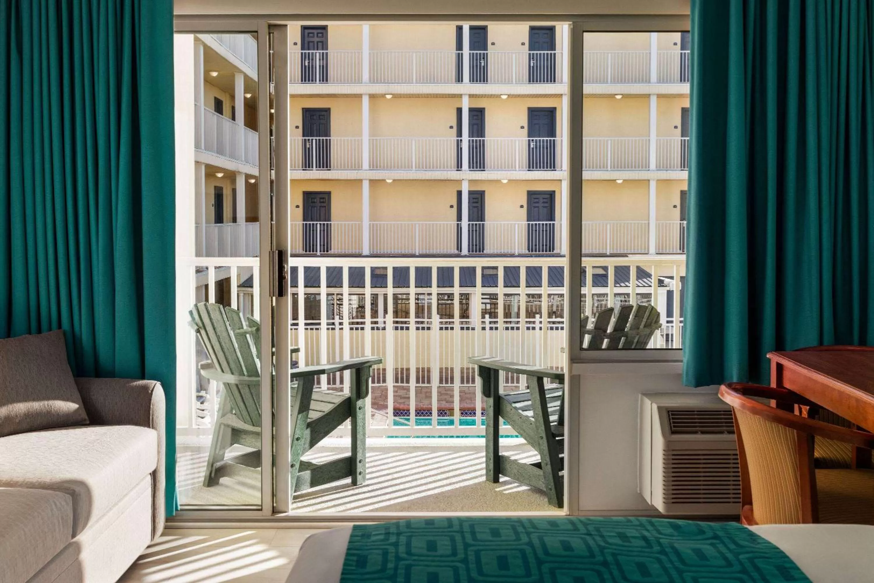 Photo of the whole room, Bed in Howard Johnson by Wyndham Ocean City Oceanfront