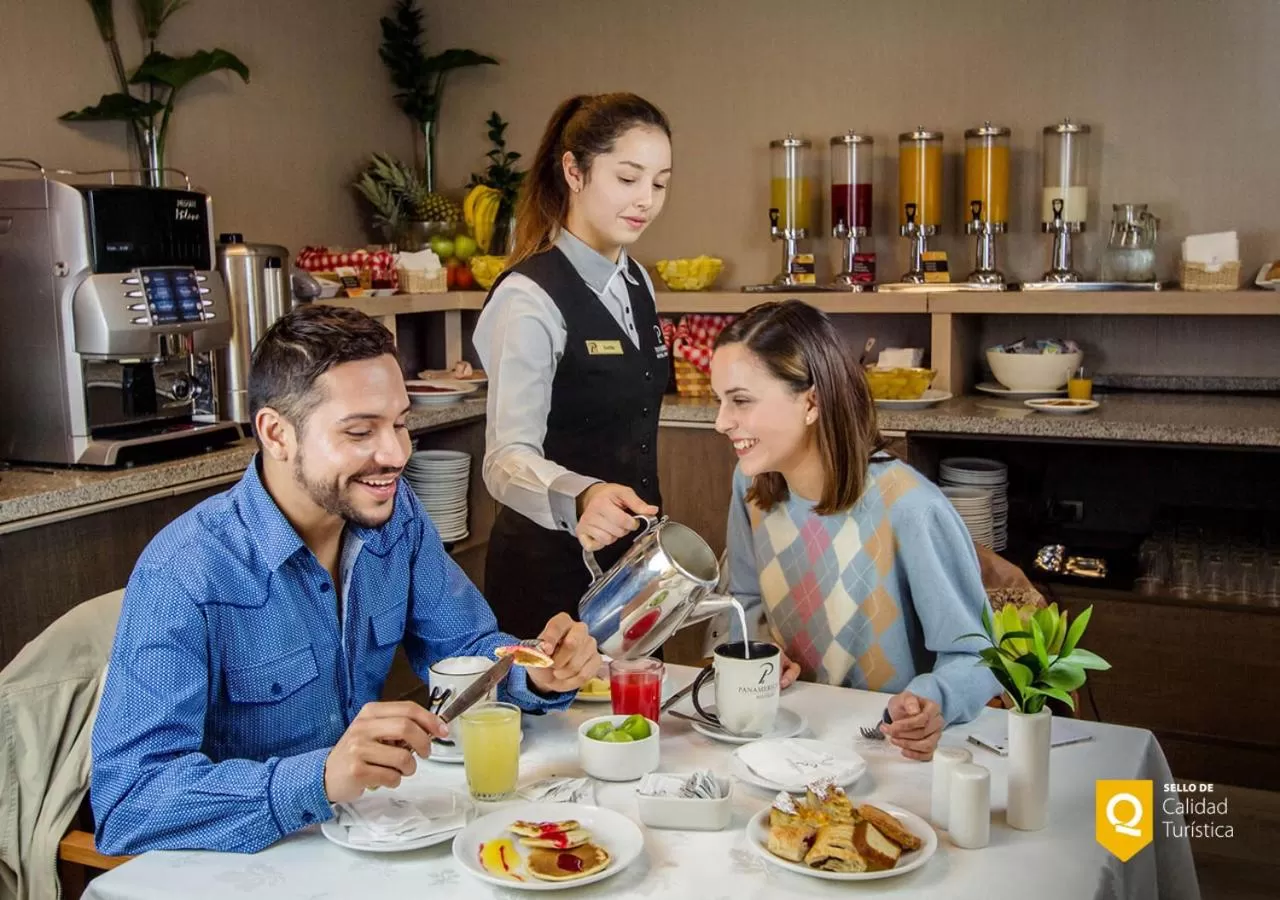 Restaurant/places to eat in Panamericana Hotel Providencia
