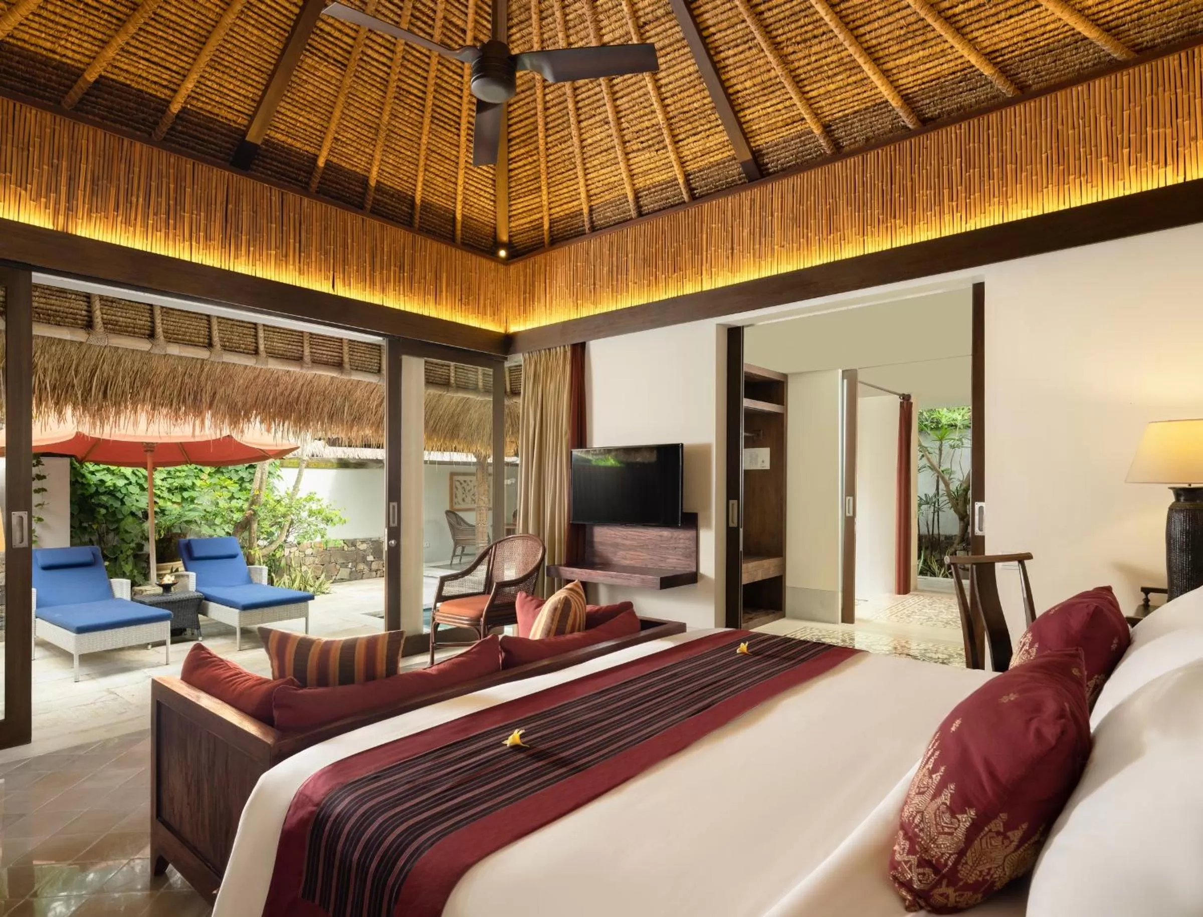 Bedroom, Bed in Sudamala Resort, Senggigi, Lombok