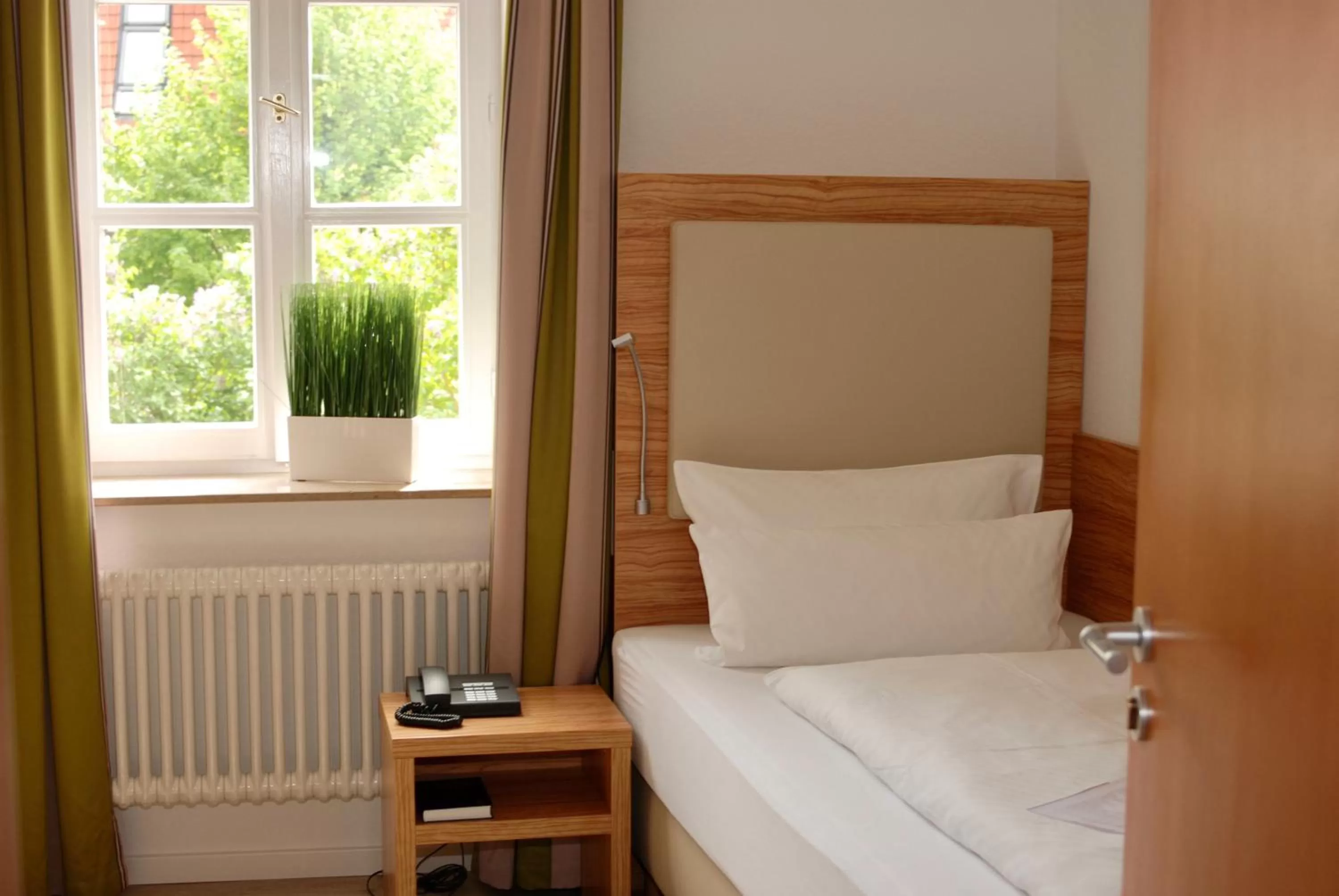 Photo of the whole room, Bed in Alt Warburg