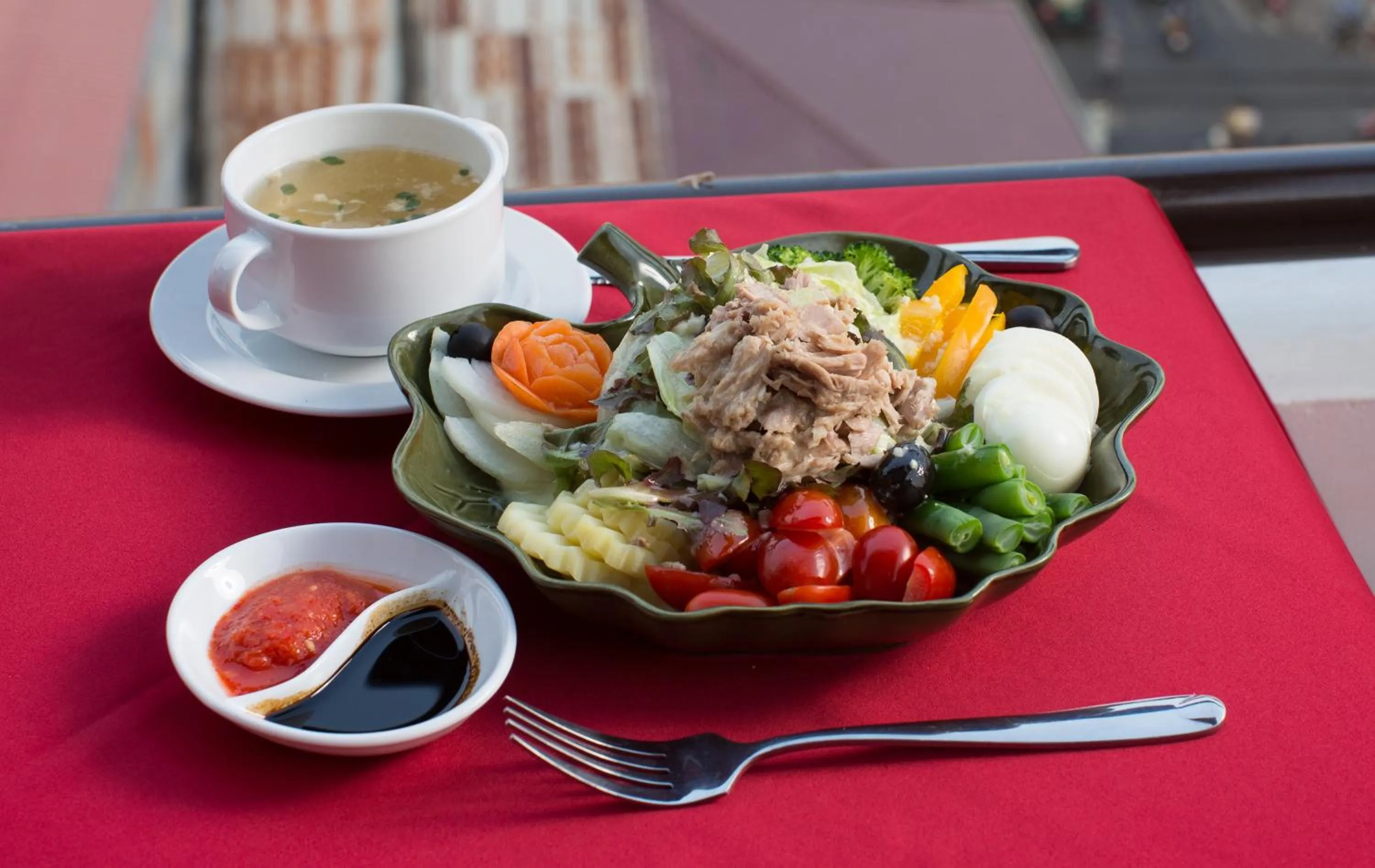 Food in Queenwood Hotel