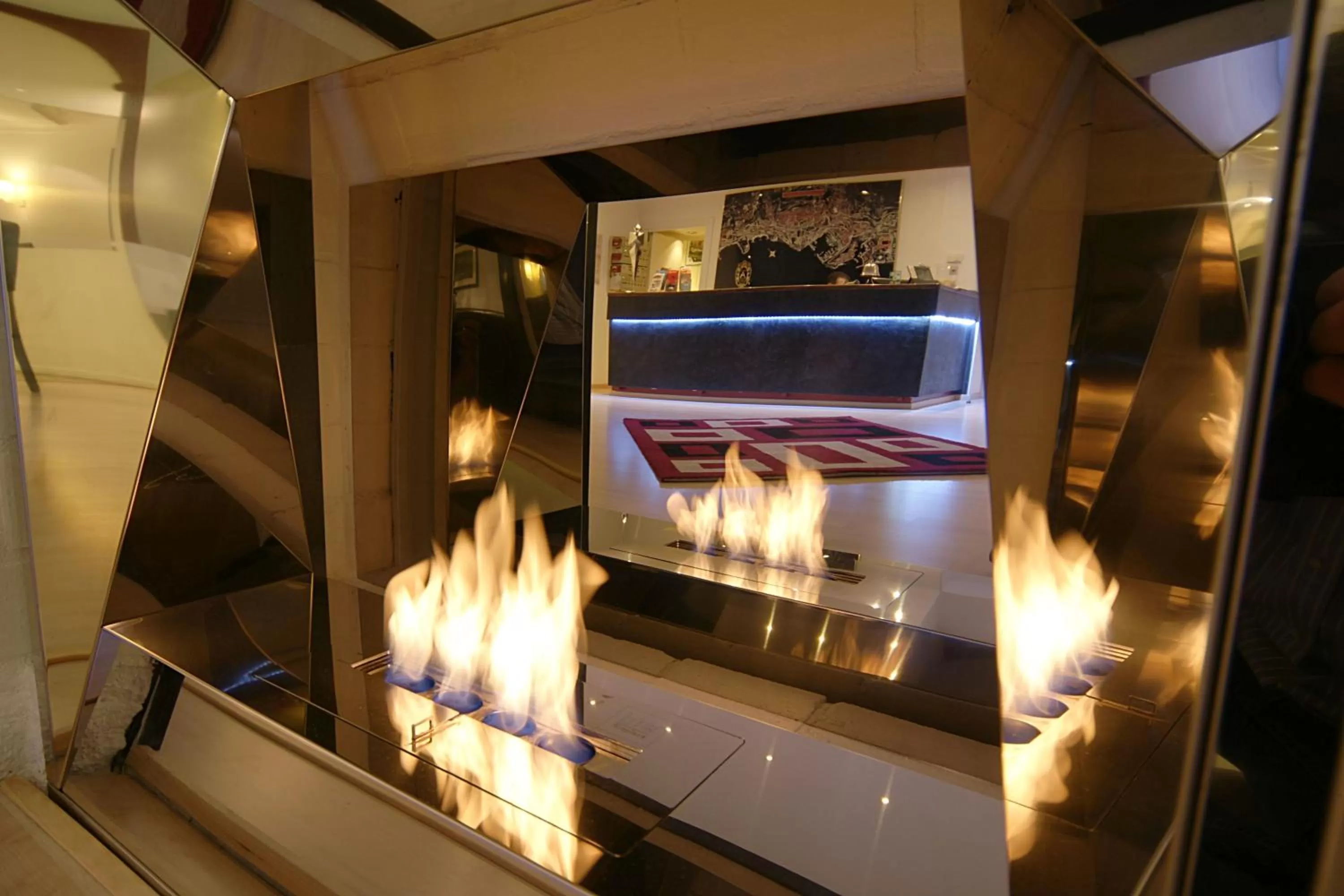 Decorative detail in Ambassador-Monaco