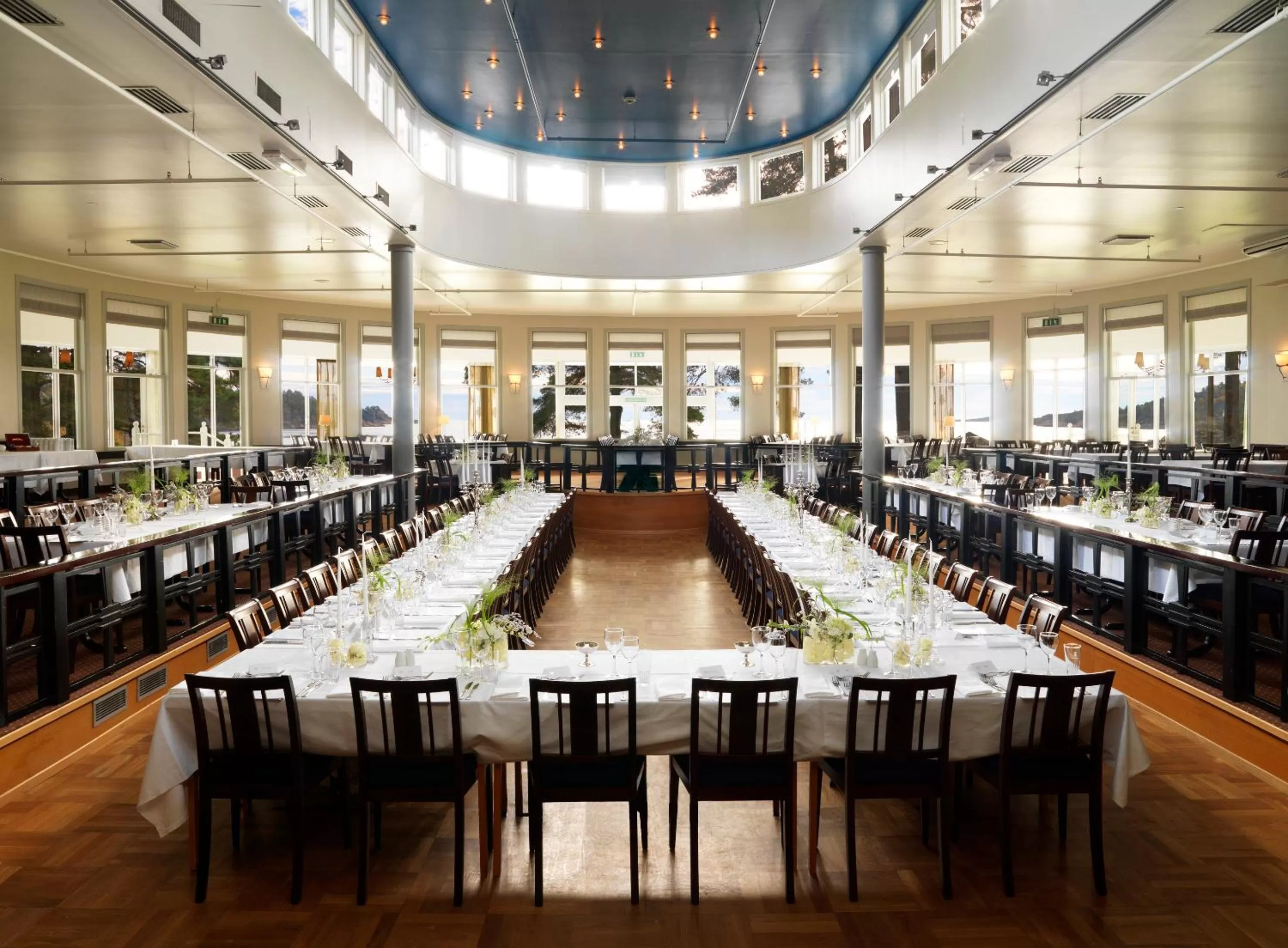 Restaurant/places to eat in Strand Hotel Fevik - by Classic Norway Hotels