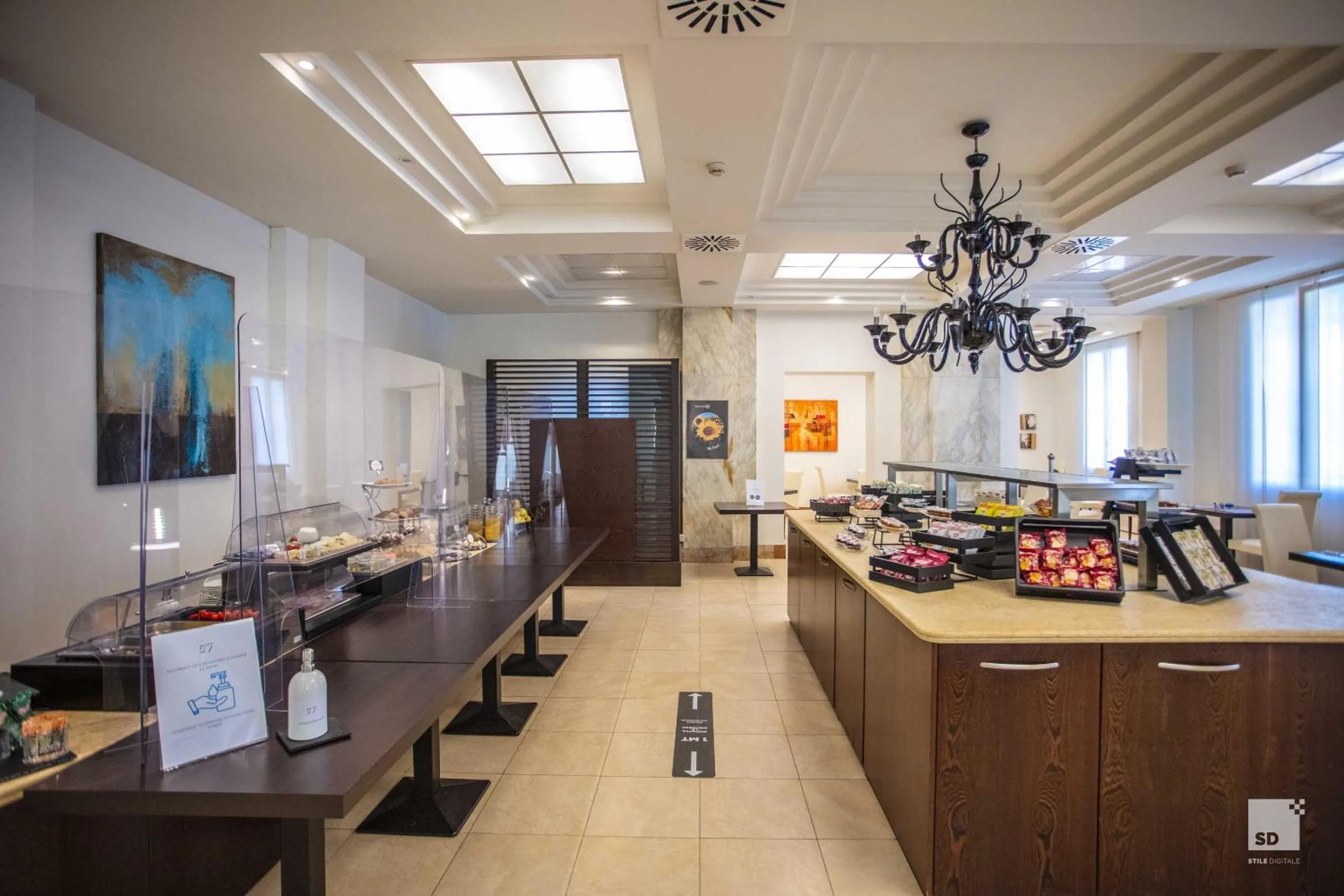 Breakfast in Hotel Regina Elena 57 & Oro Bianco SPA