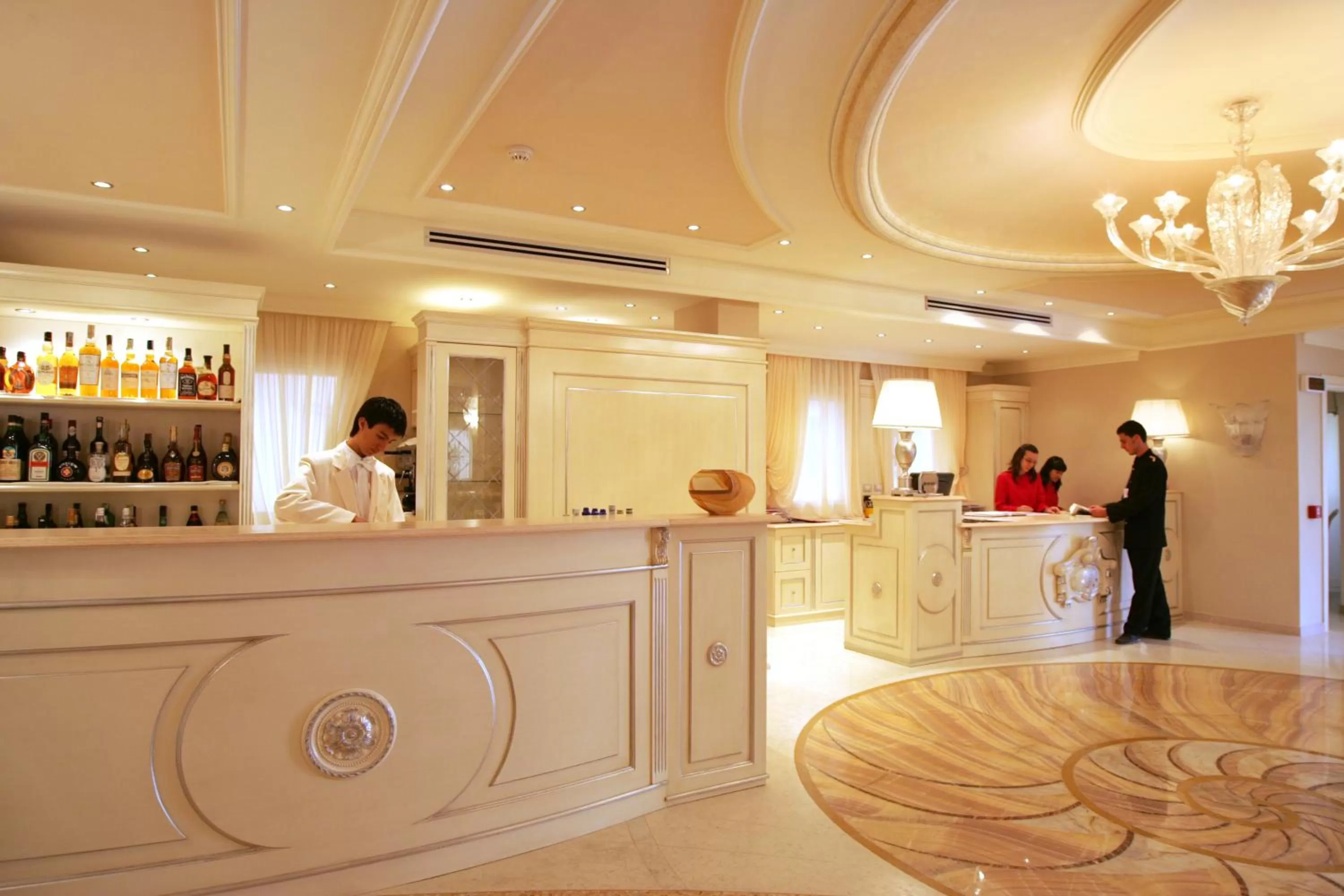 Lounge or bar in Palace Hotel Vieste