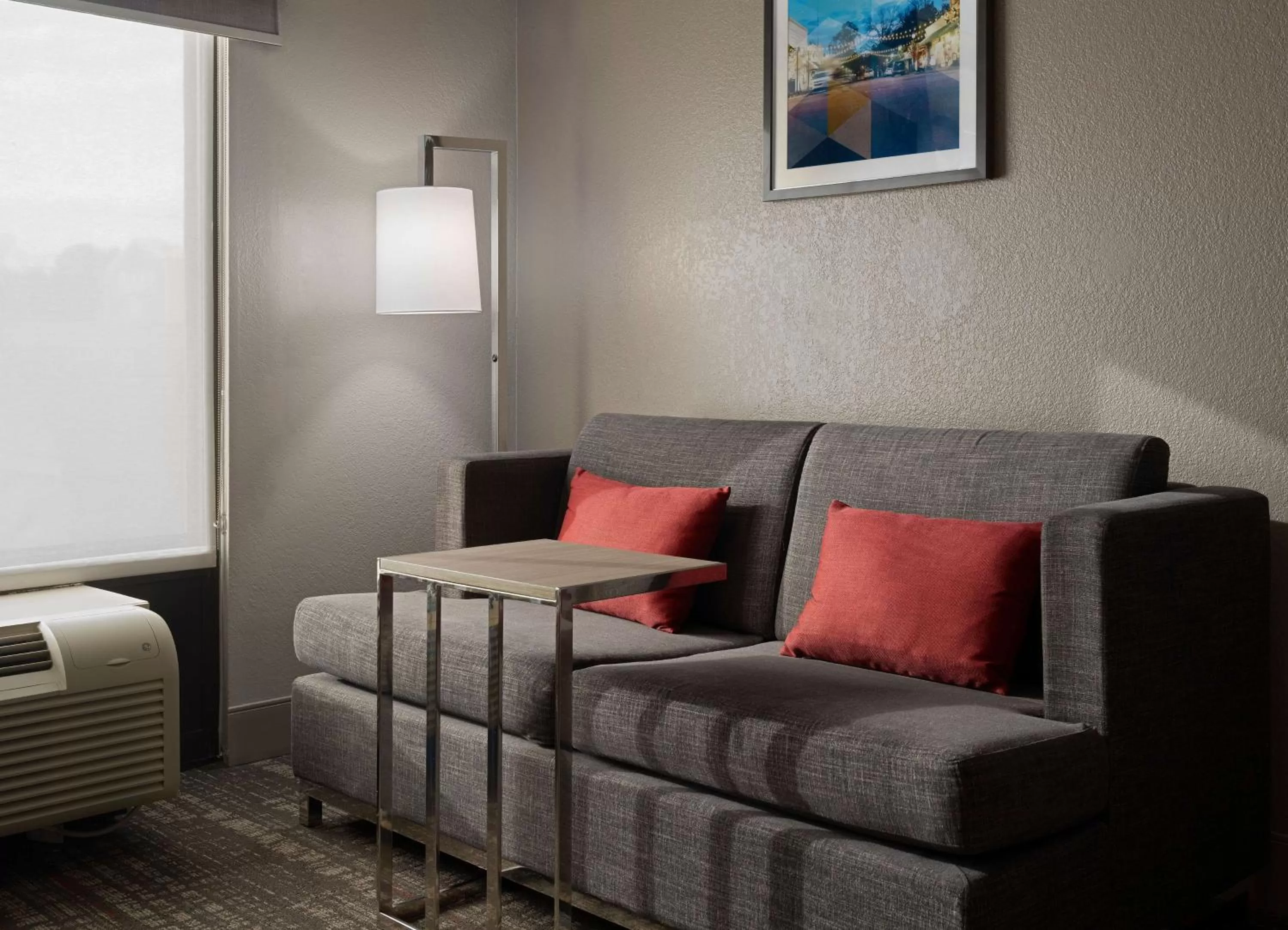 Living room, Seating Area in Hampton Inn Clinton