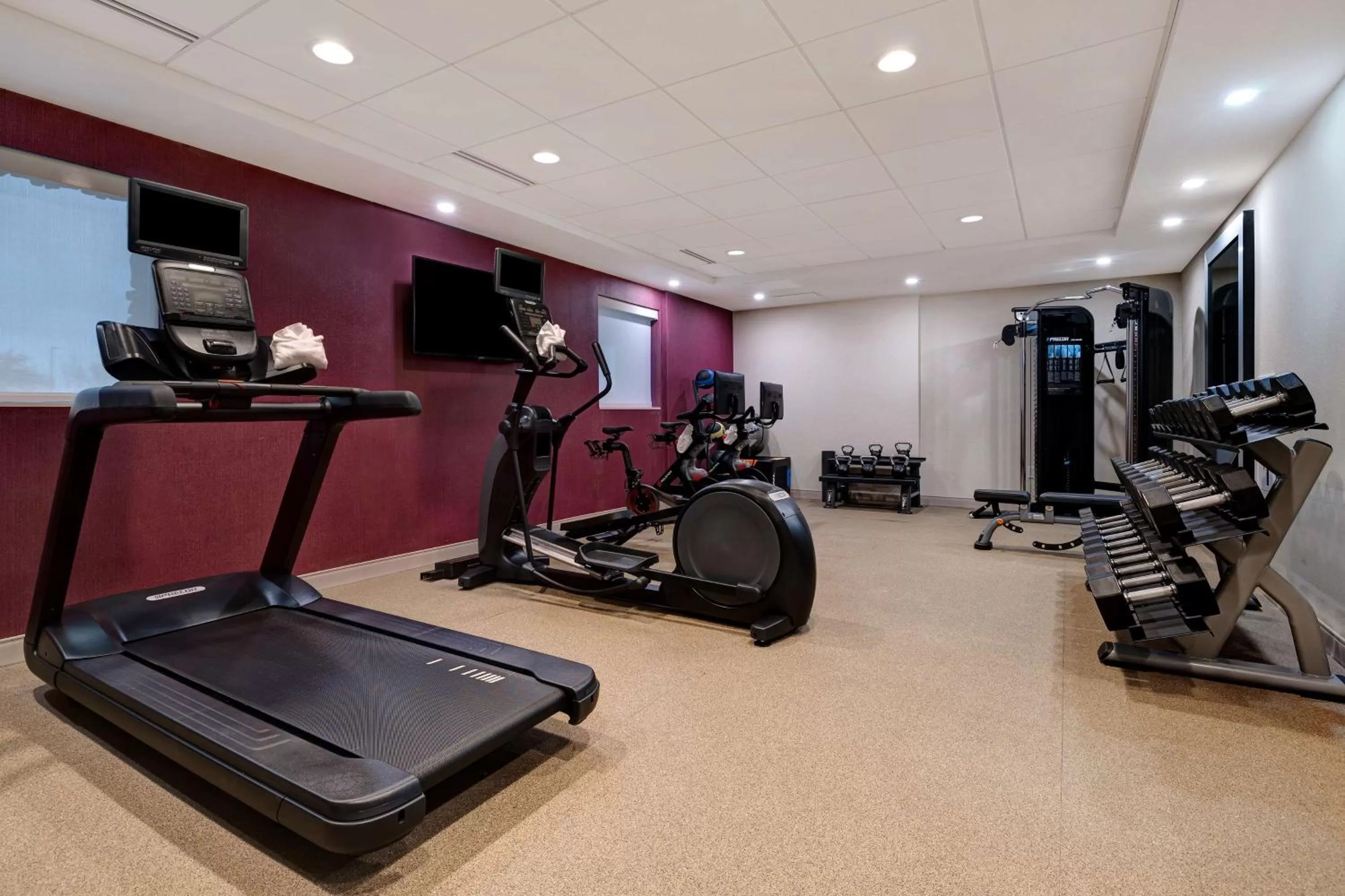 Fitness centre/facilities in Home2 Suites By Hilton Redding