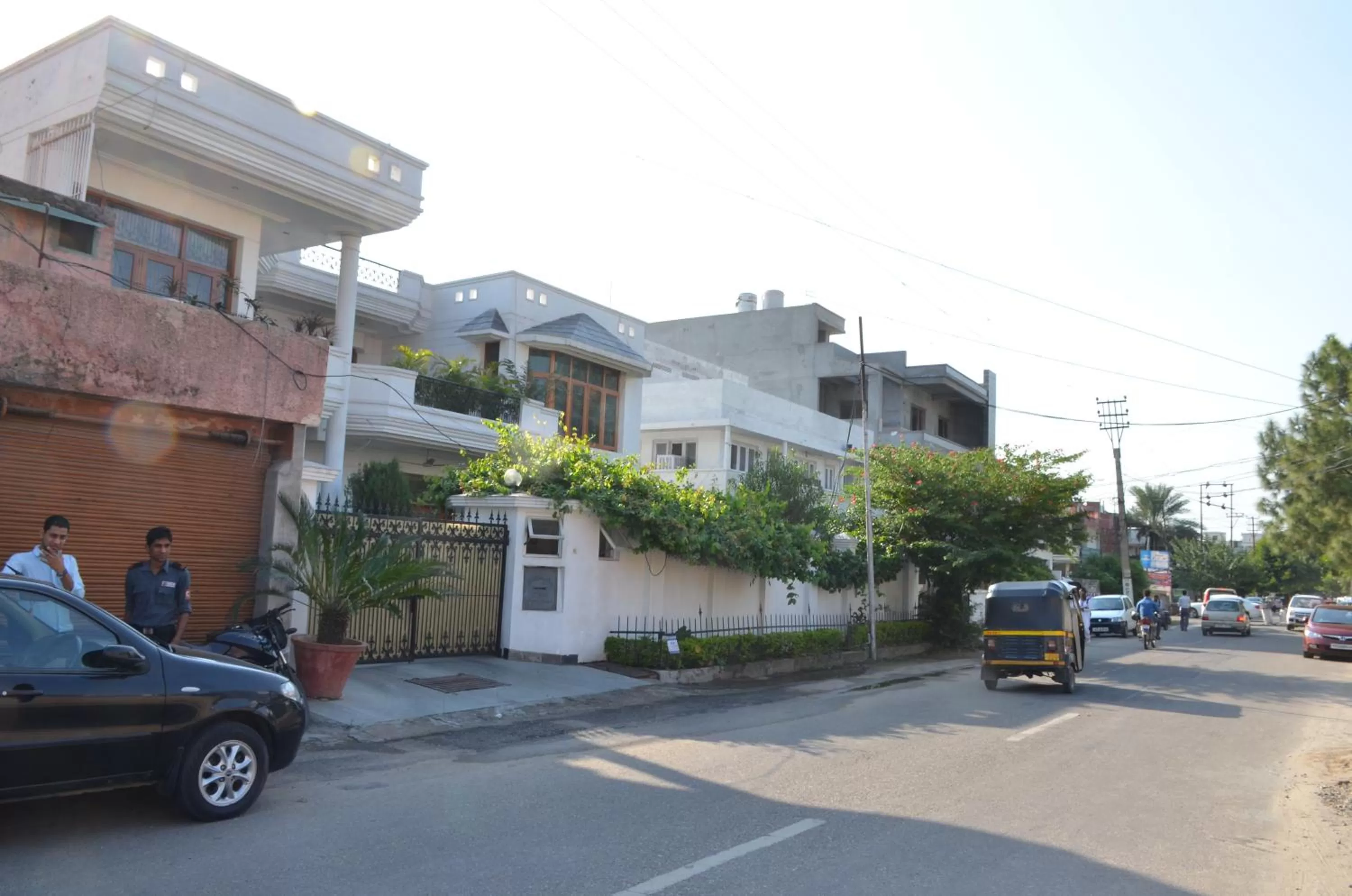 Street view, Property Building in Sandy's Homestay