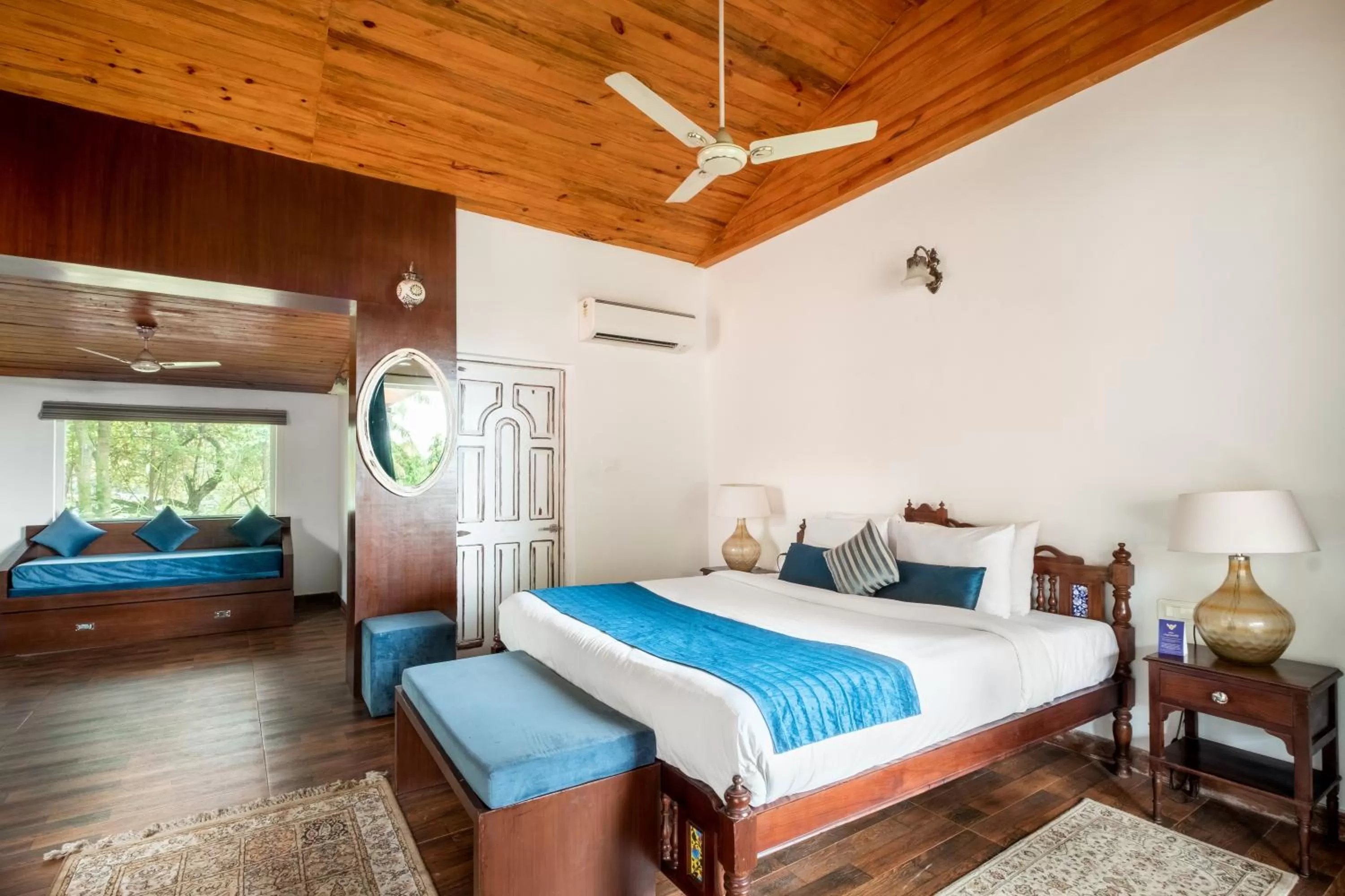 Bed in ROSASTAYS South Goa