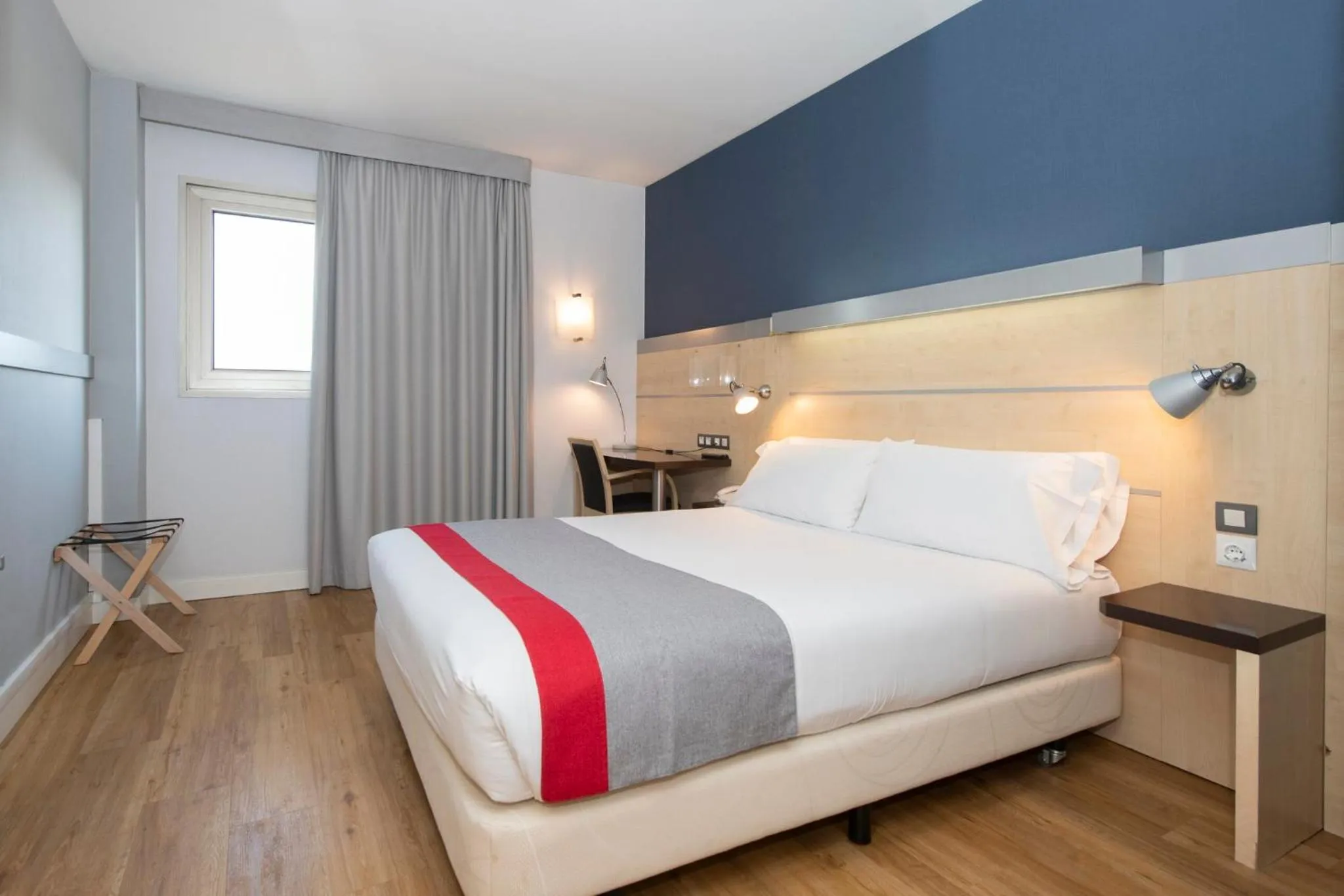 Photo of the whole room, Bed in Holiday Inn Express Barcelona - Montmeló by IHG