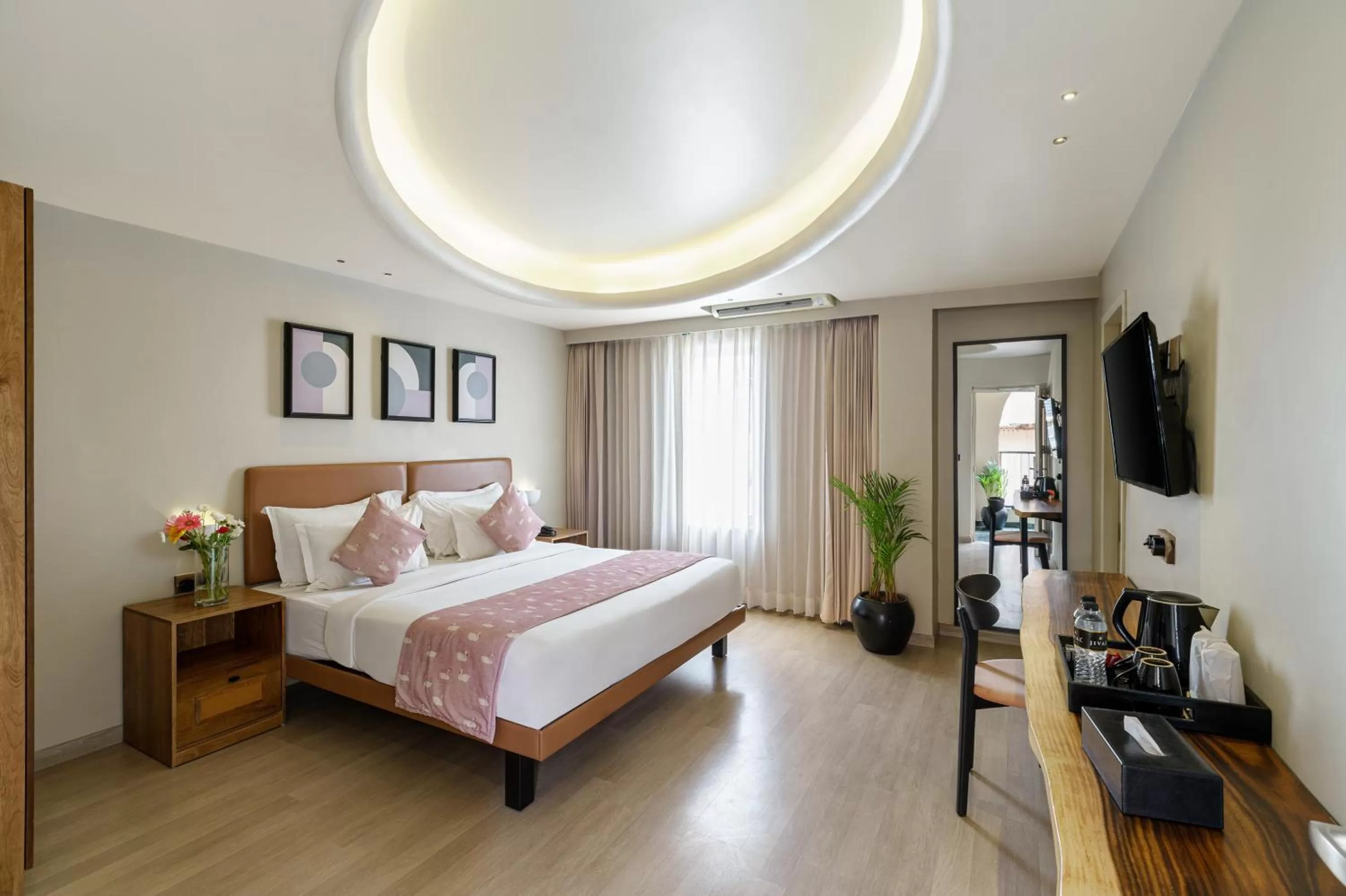 Bed in The Red Pier - My Downtown Hotels