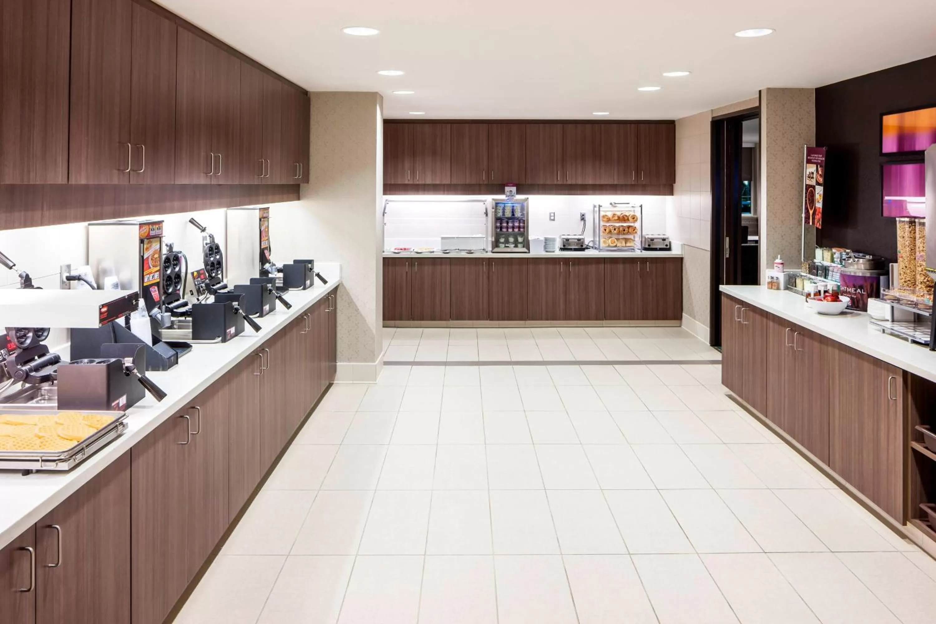 Breakfast in Residence Inn by Marriott Near Universal Orlando