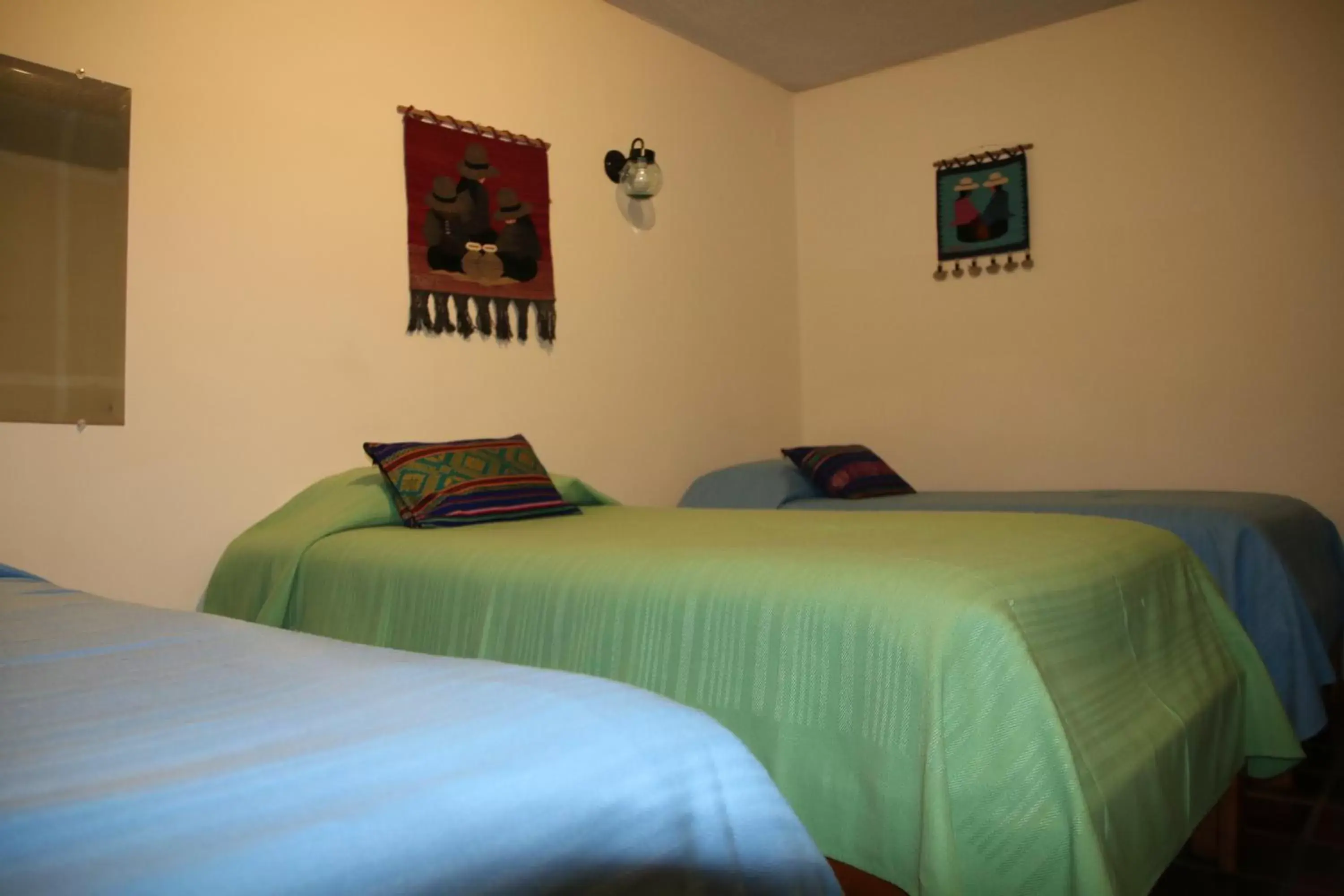 Triple Room with Garden View in La Posada del Quinde Triple Room with Garden View in La Posada del Quinde