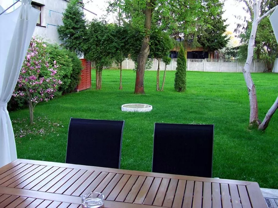 Patio in Hotel George