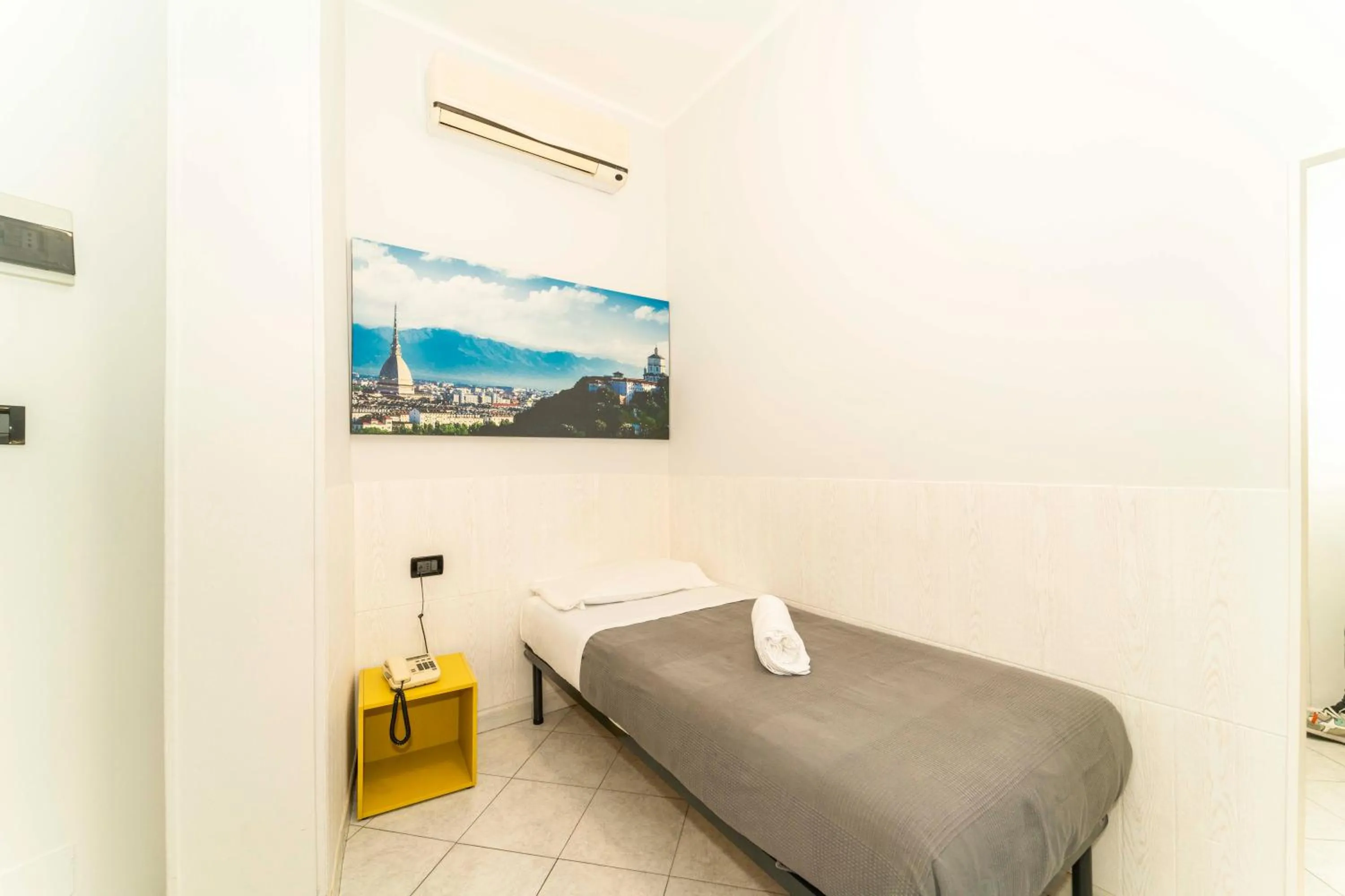 Bed in Hotel Cristallo Torino