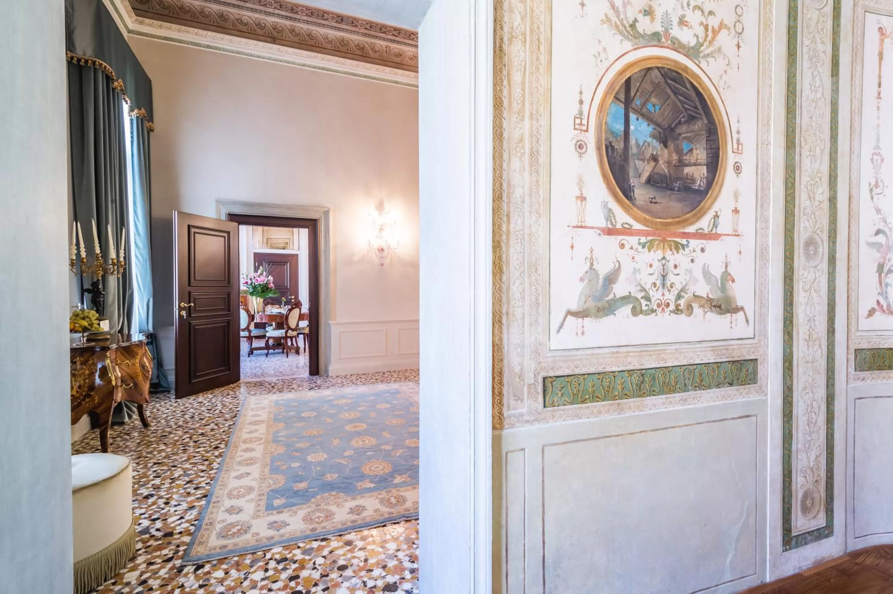Living room, Bed in Hotel Nani Mocenigo Palace