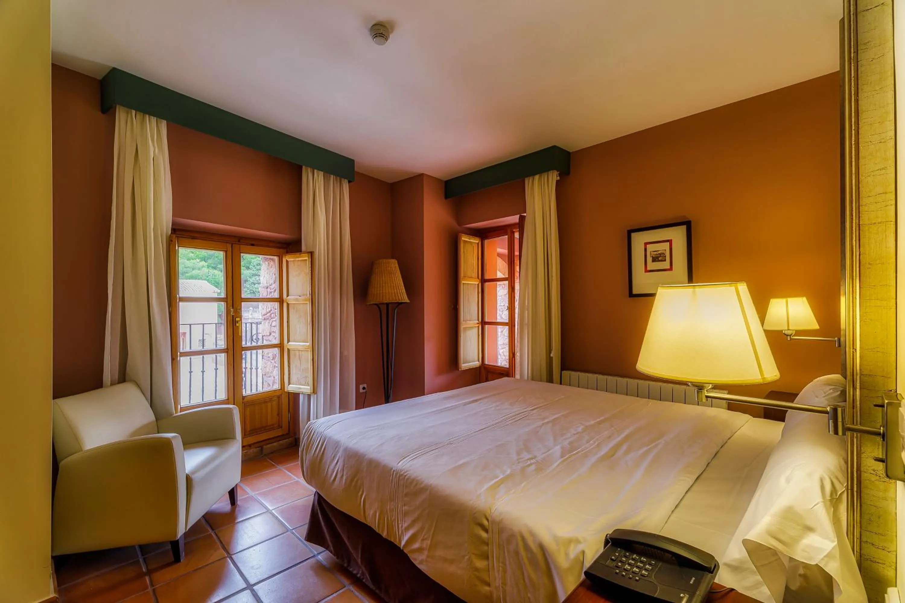 Photo of the whole room, Bed in Jardines de La Santa
