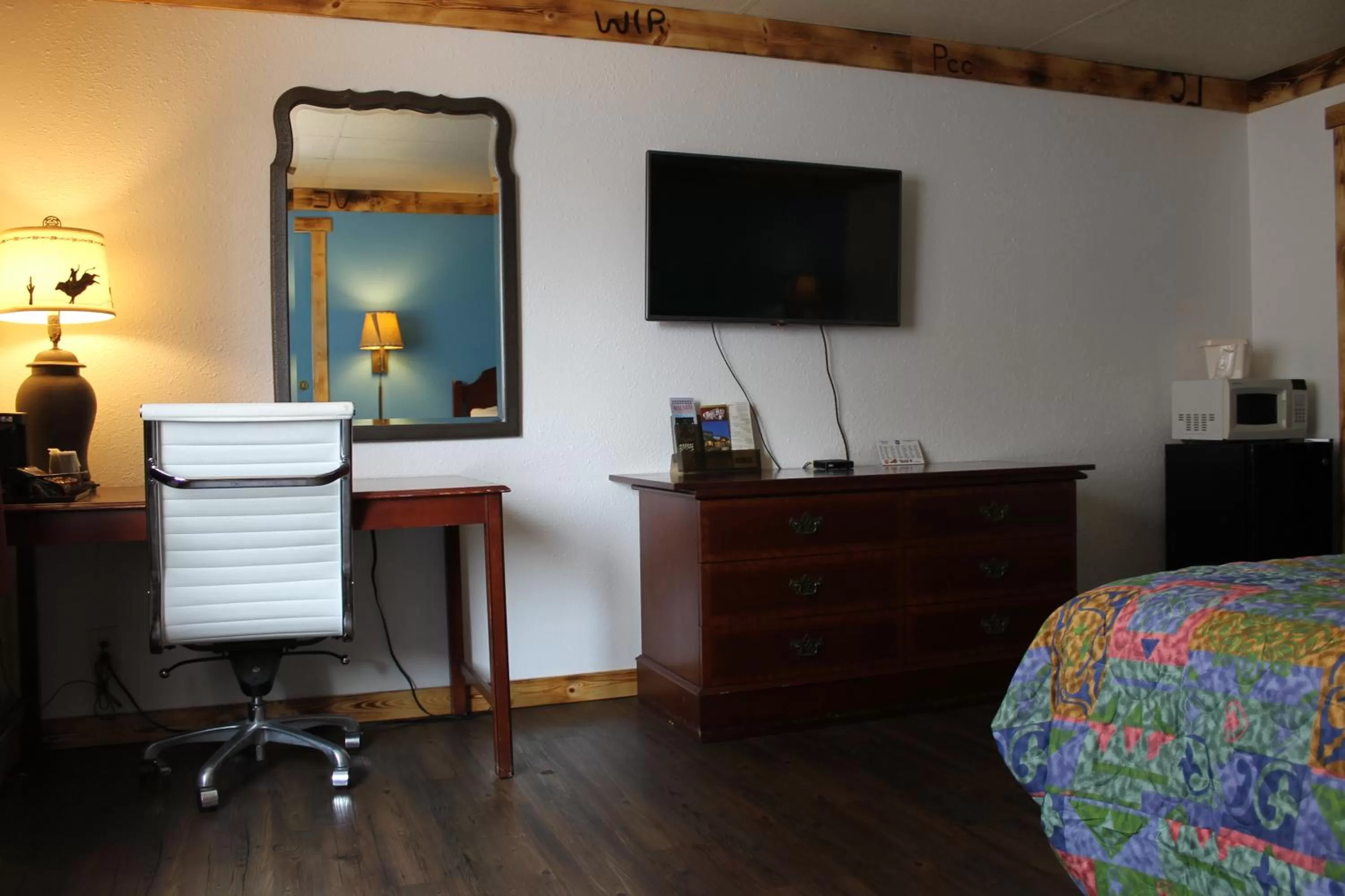 Bed in Wyatt Earp Hotel