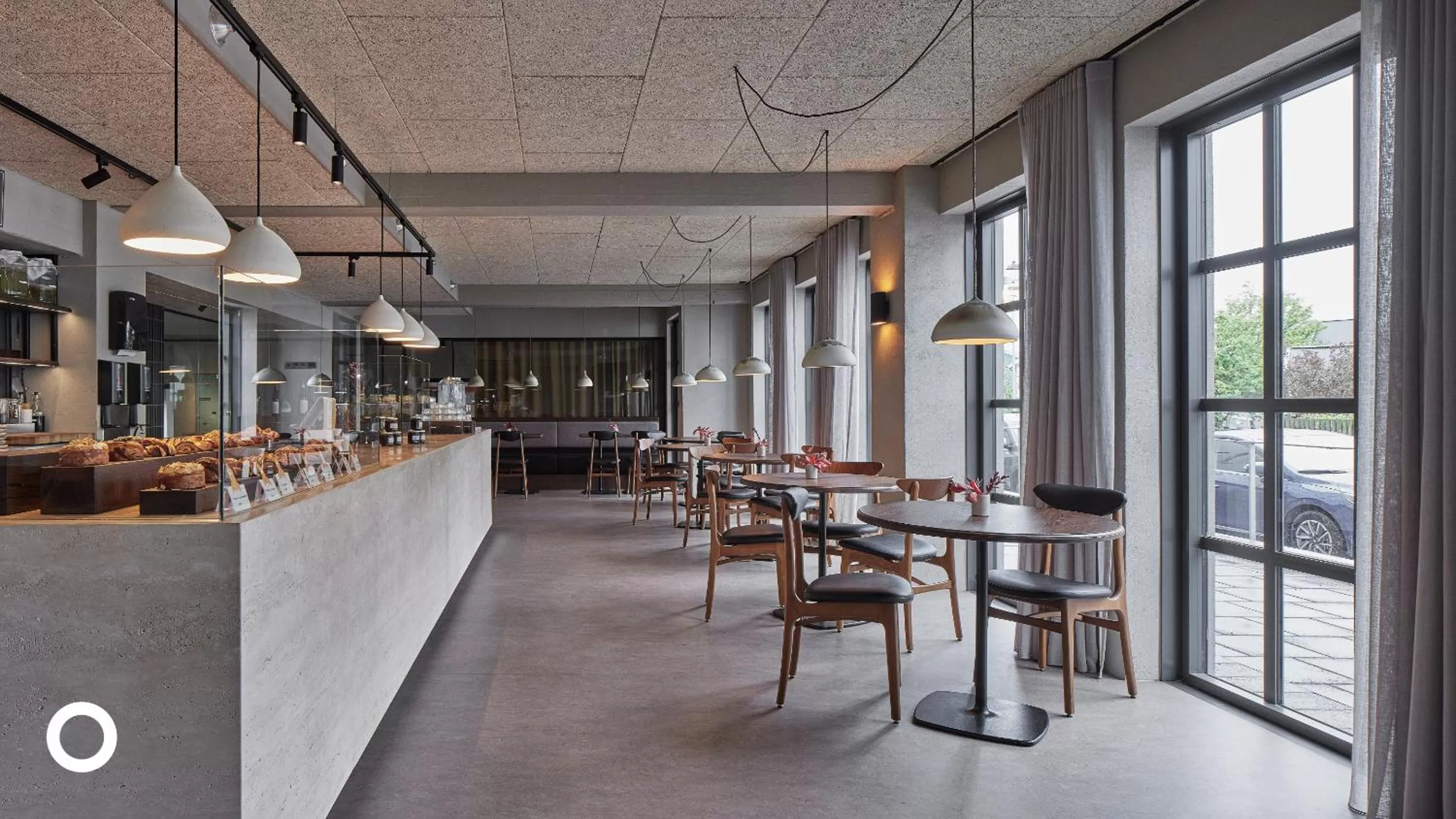 Restaurant/places to eat in Grandi by Center Hotels