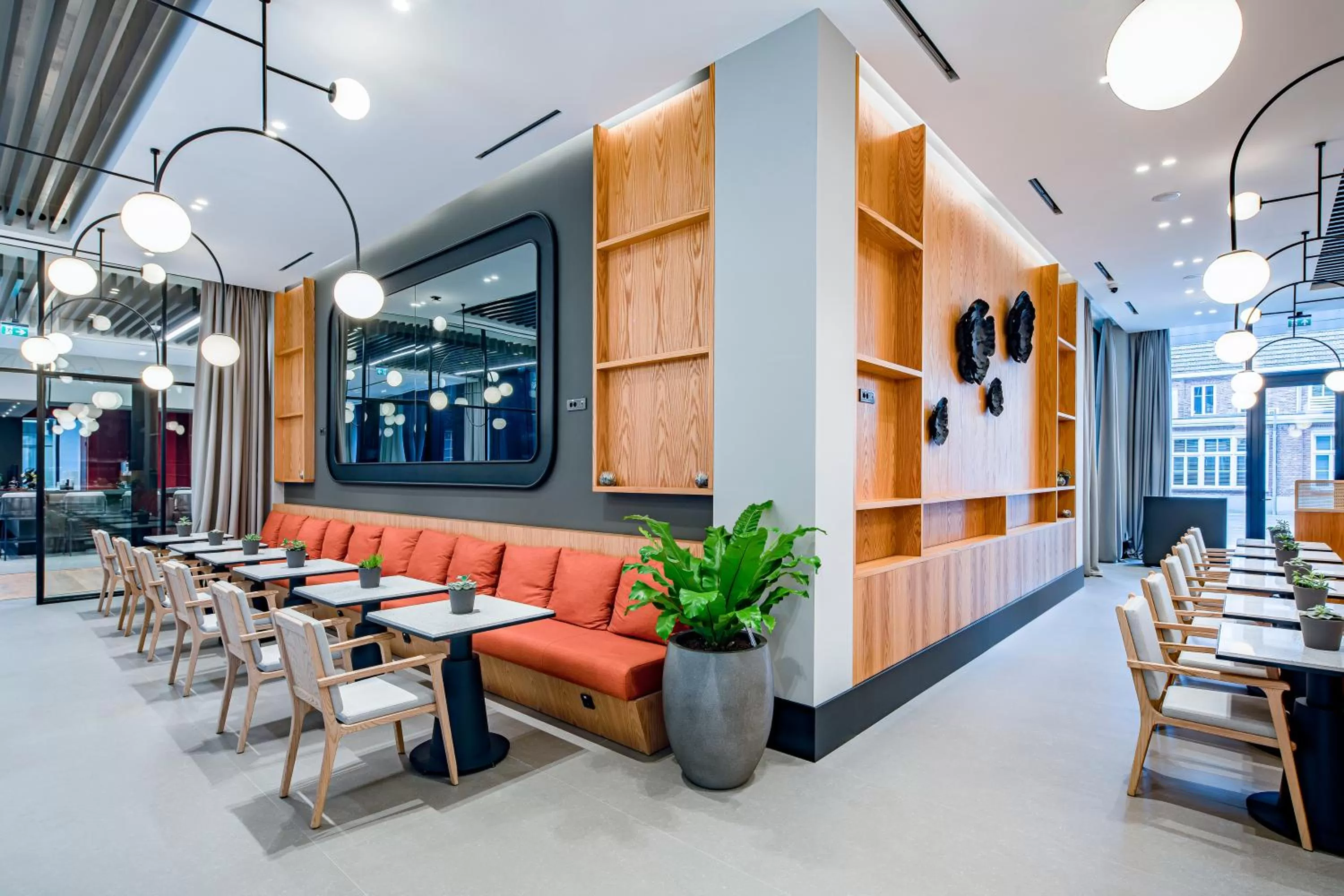 Restaurant/Places to Eat in NEO KVL Hotel by TASIGO