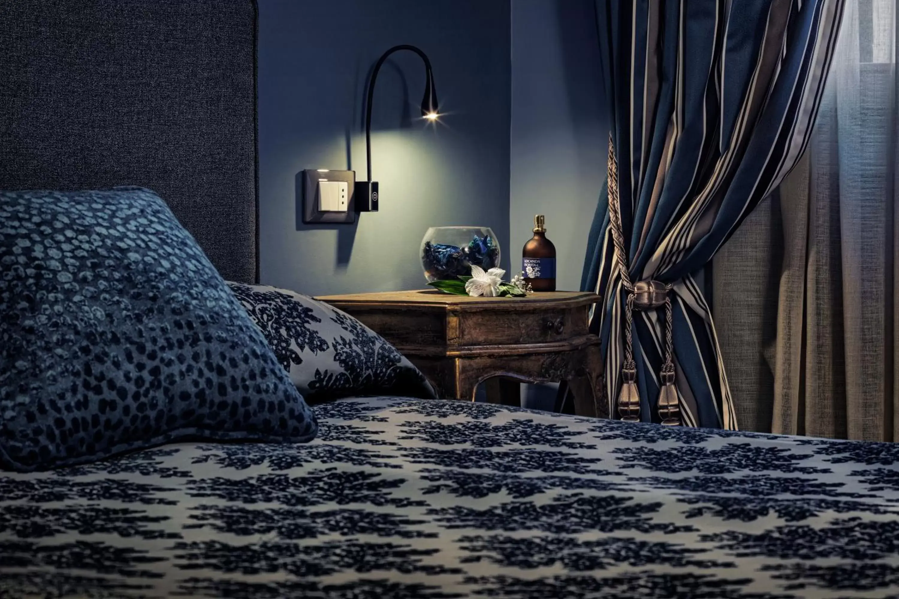 Classic Double Room with Private External Bathroom in Locanda Fiorita Classic Double Room with Private External Bathroom in Locanda Fiorita