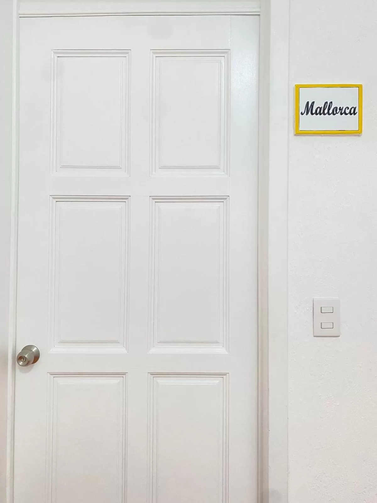 Facade/entrance, Floor Plan in Hotel Cala Blanca Cuernavaca