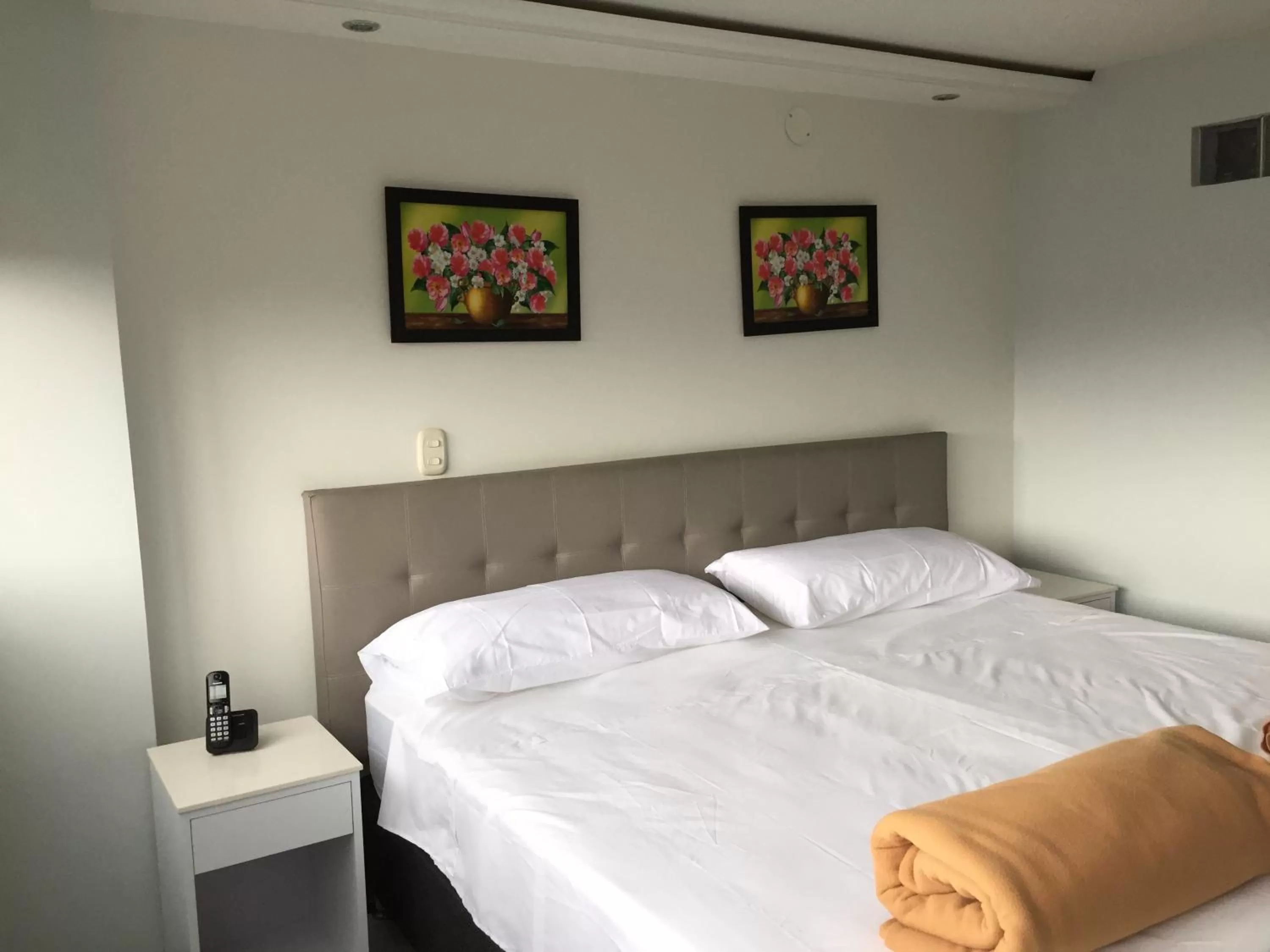 Bed in Hotel Garden City Boutique