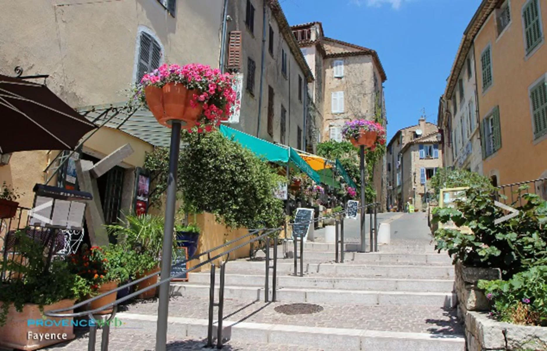 Restaurant/places to eat in L'essens