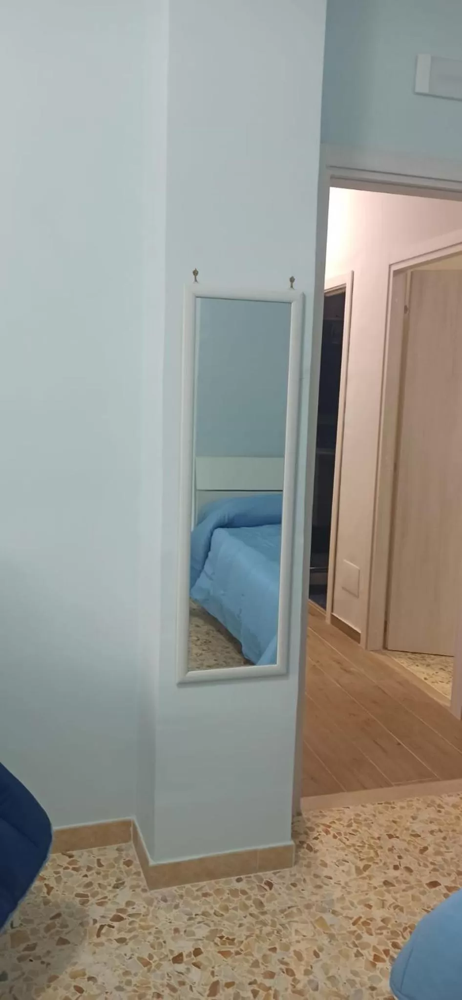 Bedroom, Bed in Diana